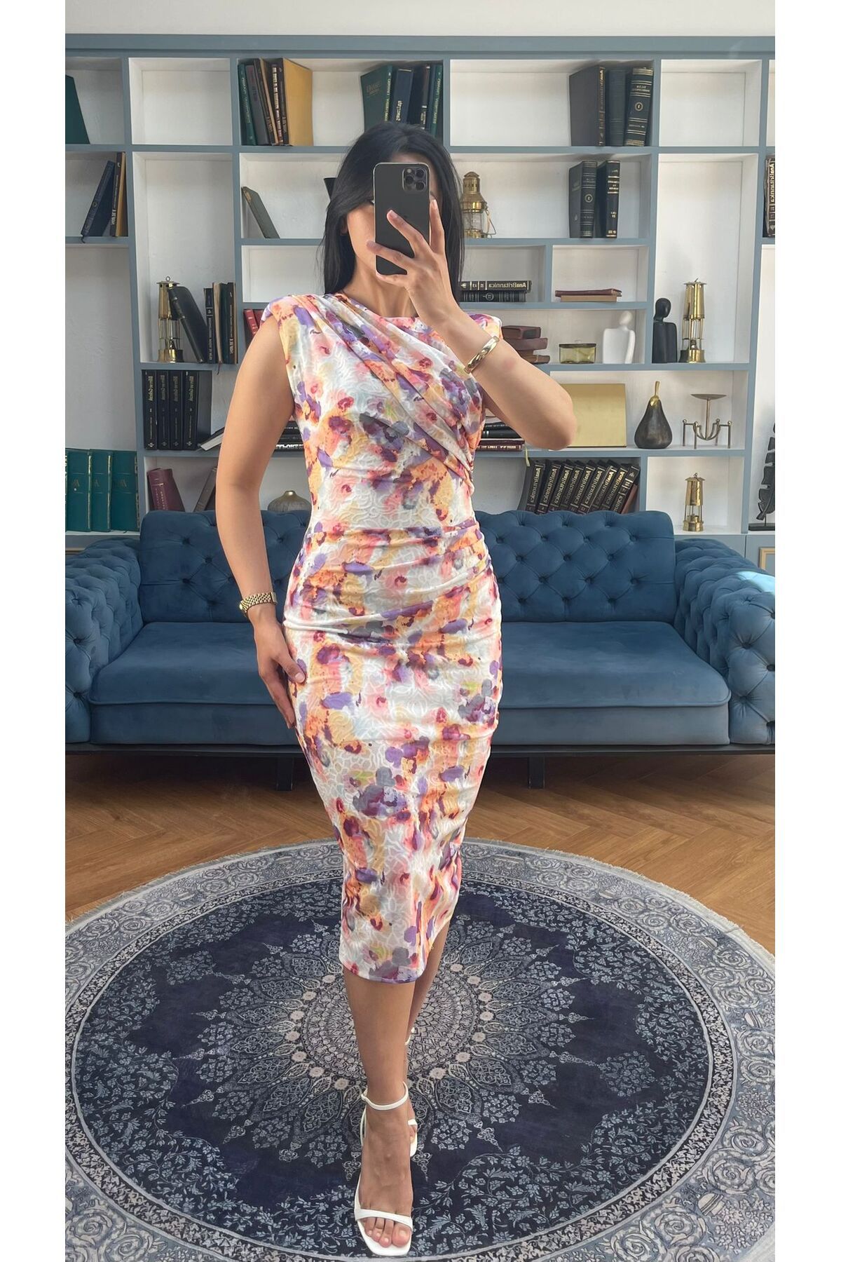 Nida Boutique Sıfır Kol Vatkalı Beli Drapeli Astarlı Yakma Tül Elbise