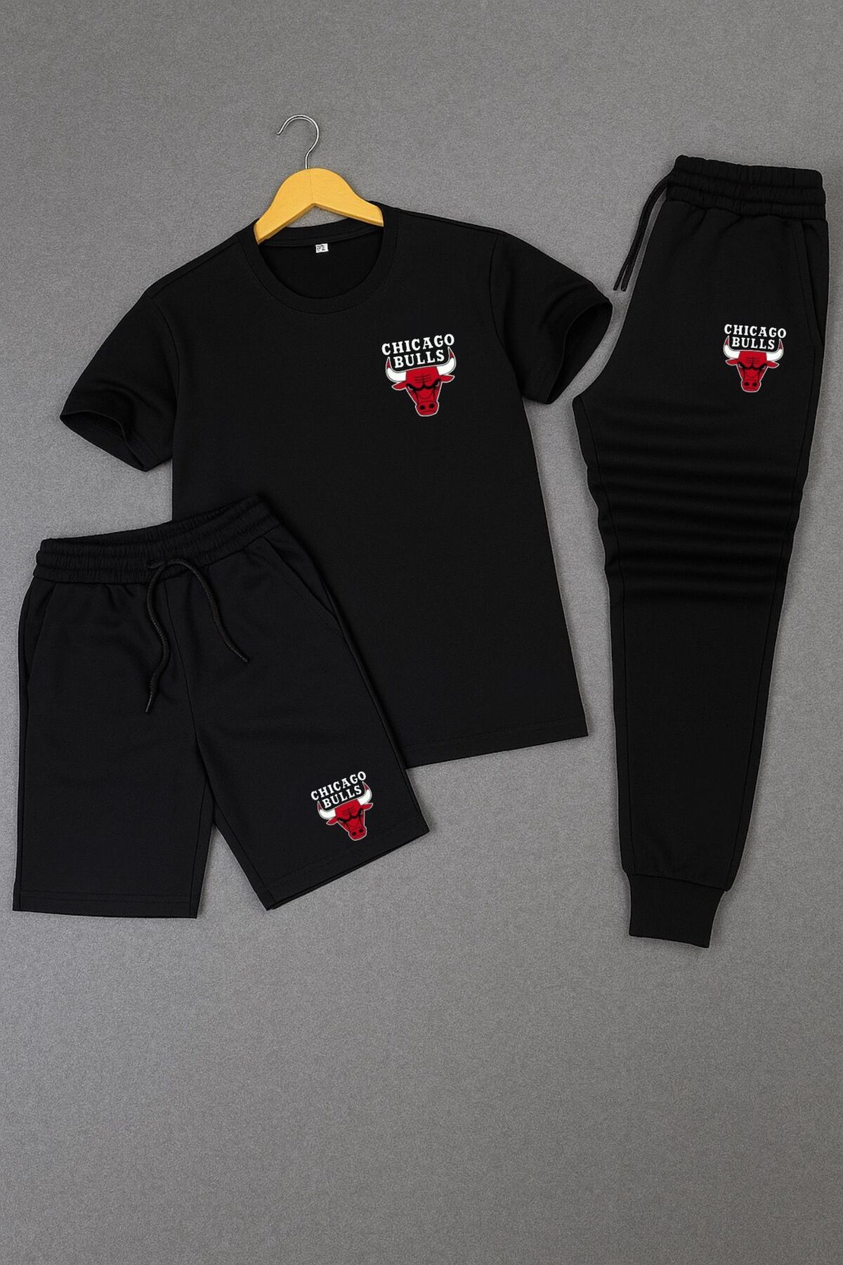 NEW TRENDY COLLECTİON Boğa Logolu Spor Kombin – Yeni Sezon Tasarım Şehir Stilini Yansıtan 3'lü Takım