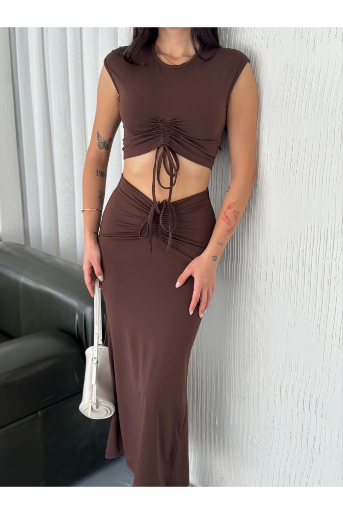 Pink Stil Osy Modal Yumuşak Dokulu Kumaş Büzgülü Crop Etek Takım -Kahverengi Pink Stil
