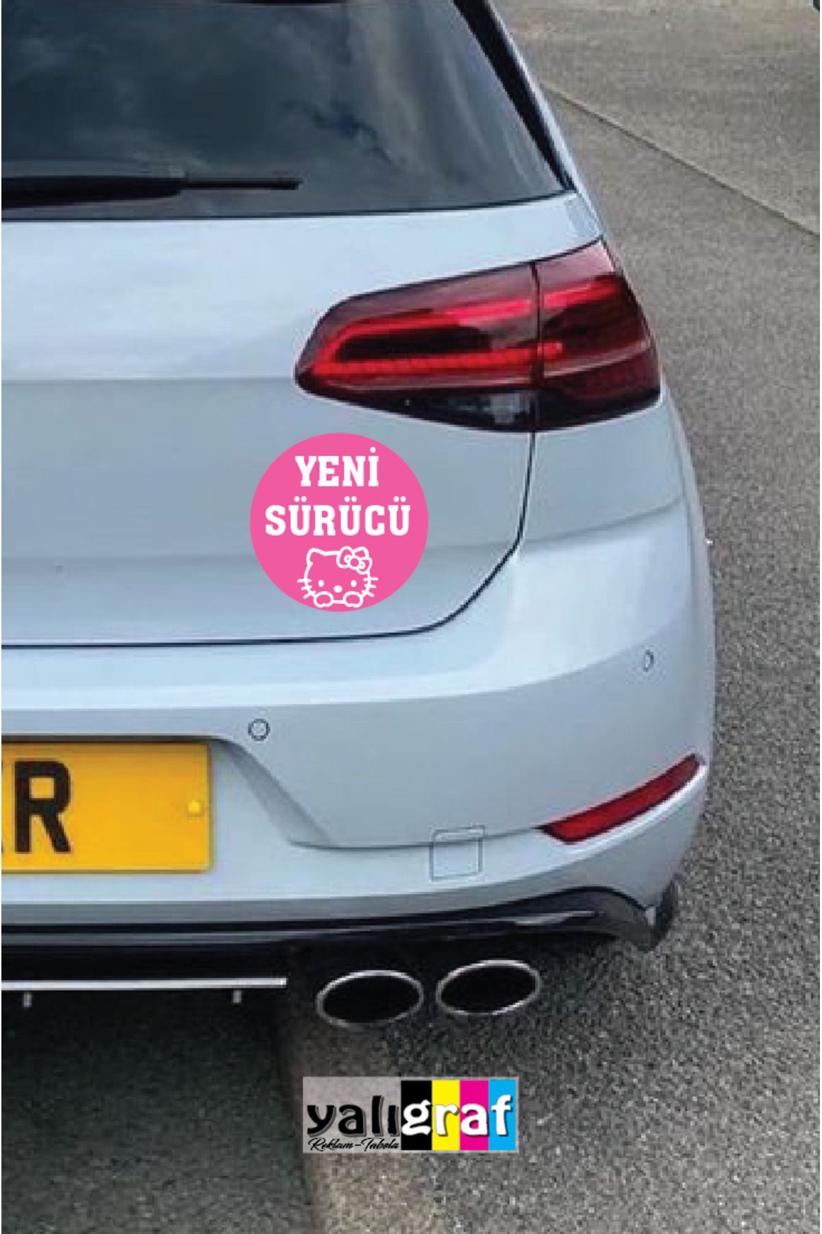 yalıgraf Yeni Sürücü Acemi Sürücü Pembe Hello Kitty Oto Sticker 15x15 cm