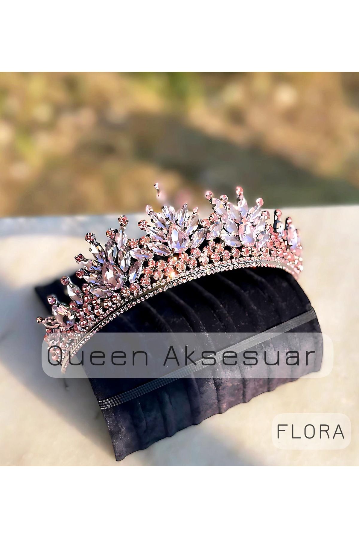QUEEN AKSESUAR Flora morganit pembe kristal taşlı lüks tasarım nişan gelin tacı metal taç tepeli otantik motifli