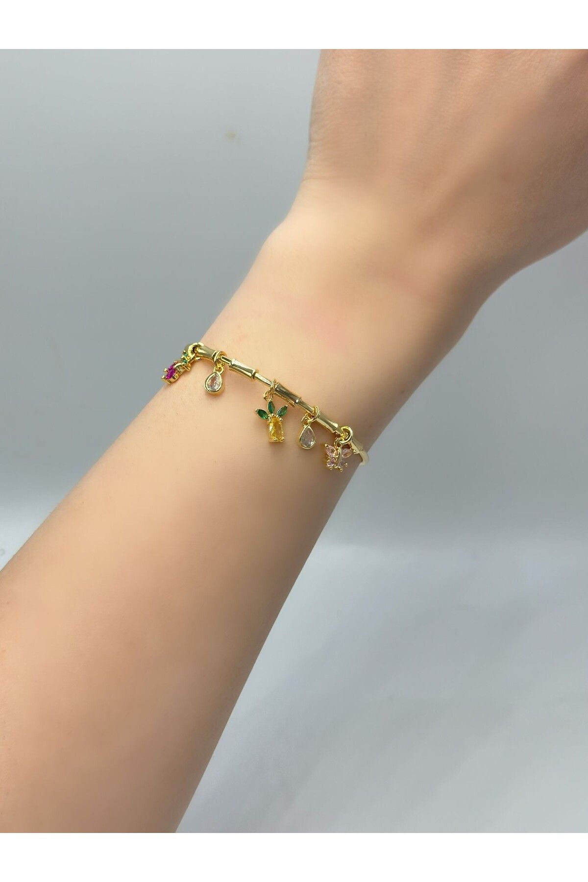 MyladyAccessoriess Meyve Charm Detaylı Çelik Kelepçe