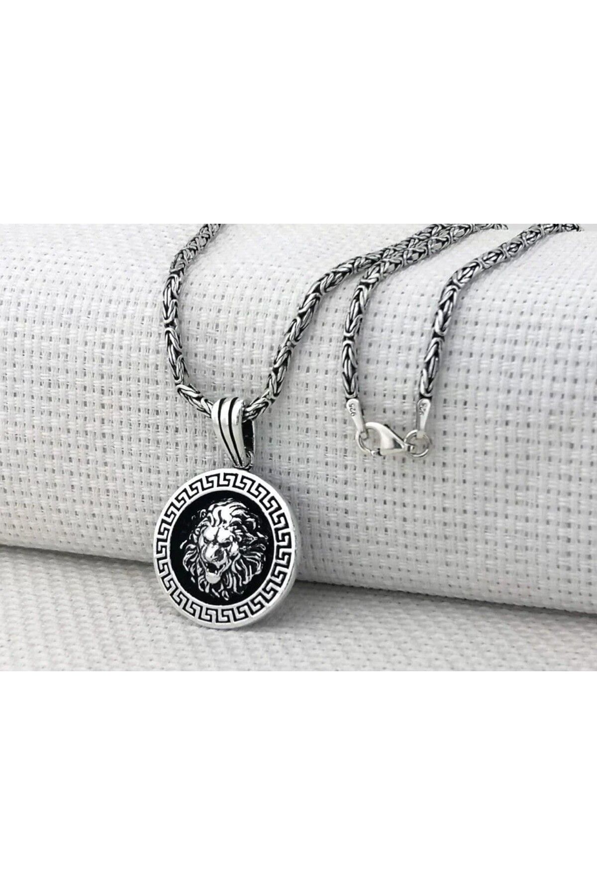 shop Yuvarlak Aslan Figürlü Kral Zincirli 925 Ayar Gümüş Erkek Kolye
