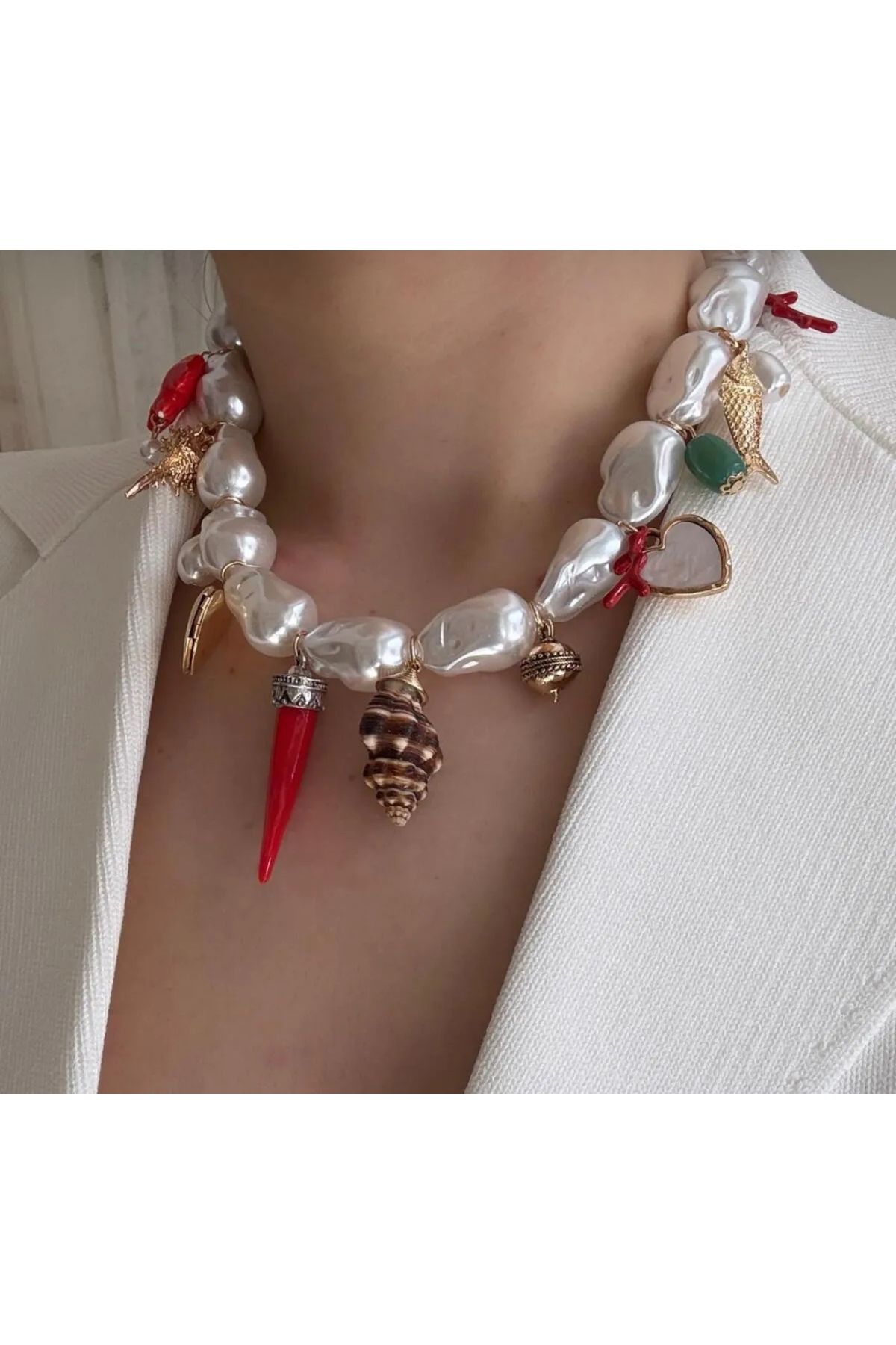 HND collection İri İnci Detaylı Deniz Temalı Charm Kolye Mercan, Kabuk ve Figür Süslemeli Yazlık Takı