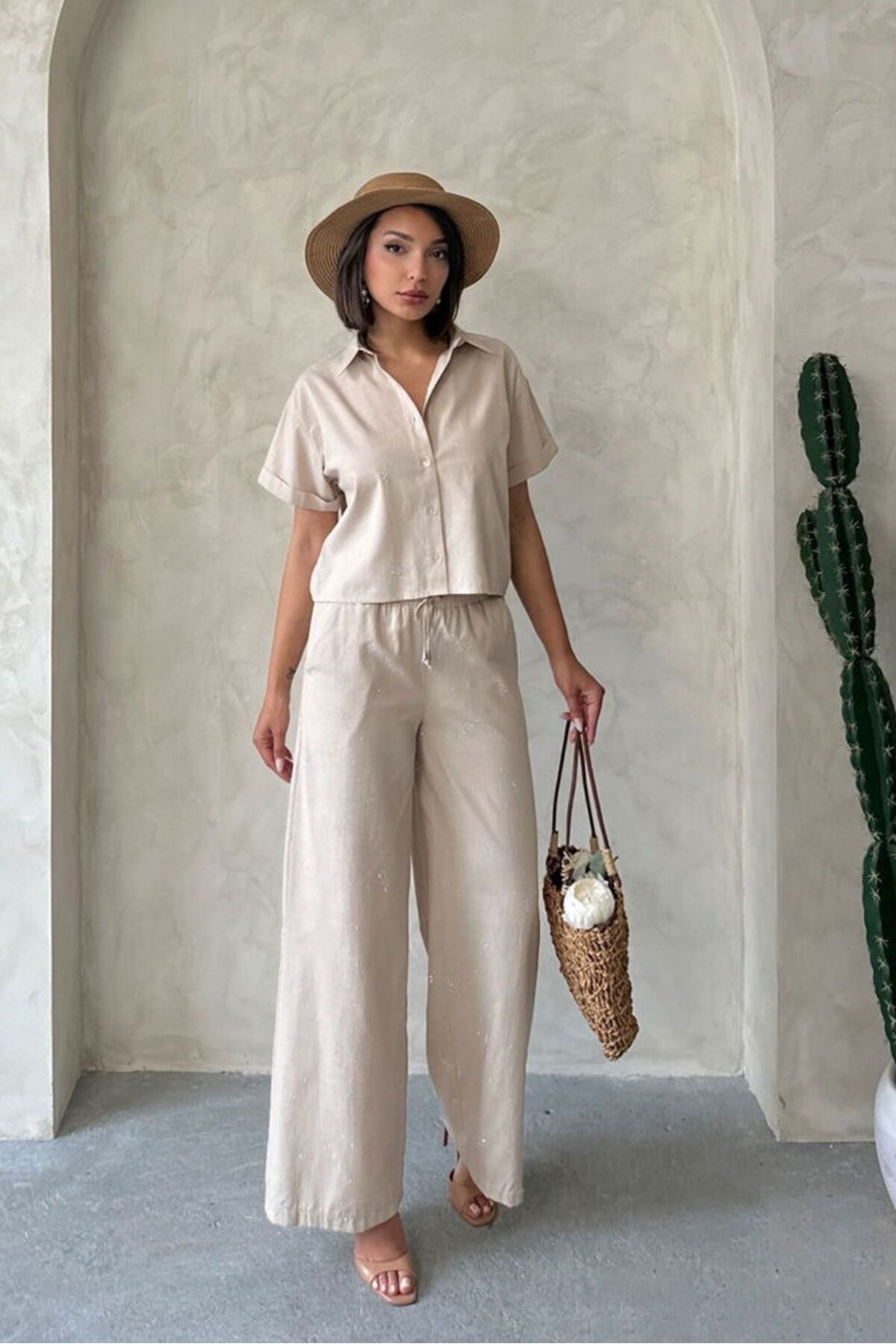 Castivo Fashion Fiyonk Taş Detaylı Bol Paça Yazlık Pantolon