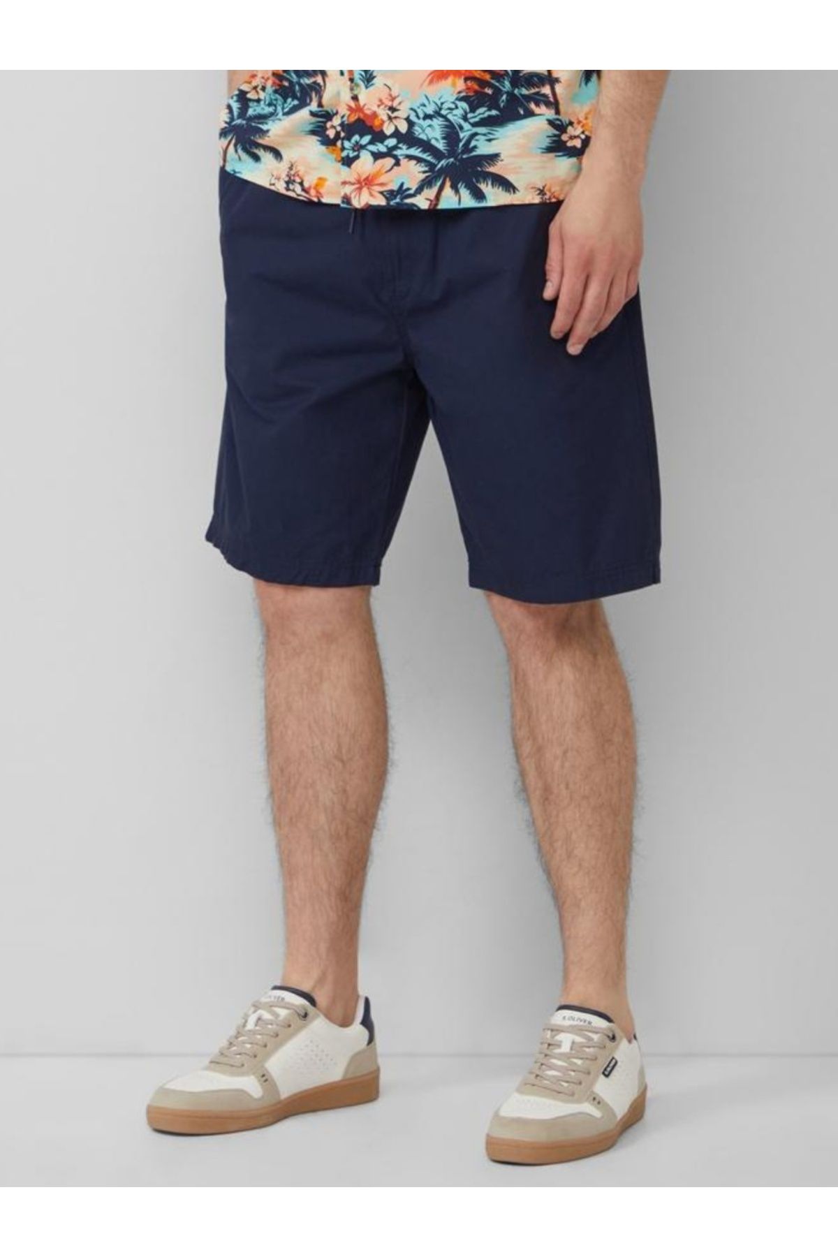 complete the look image