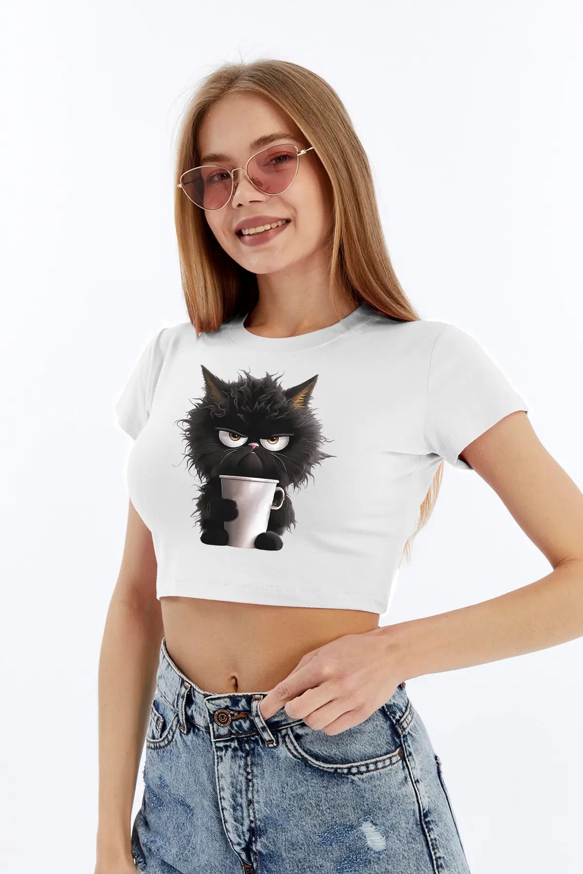 MYFORA Kızgın Kedi Baskılı Crop Kadın Tişört | %100 Viskon