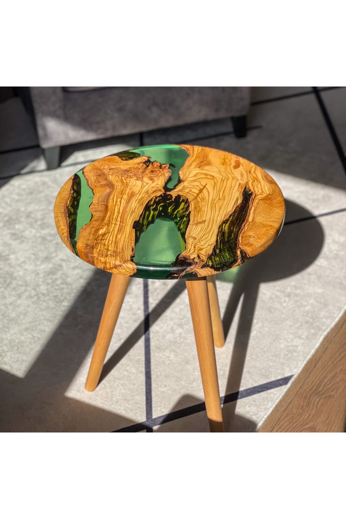 Home Zeytin Ağacı Ve Yeşil Epoksi Sehpa