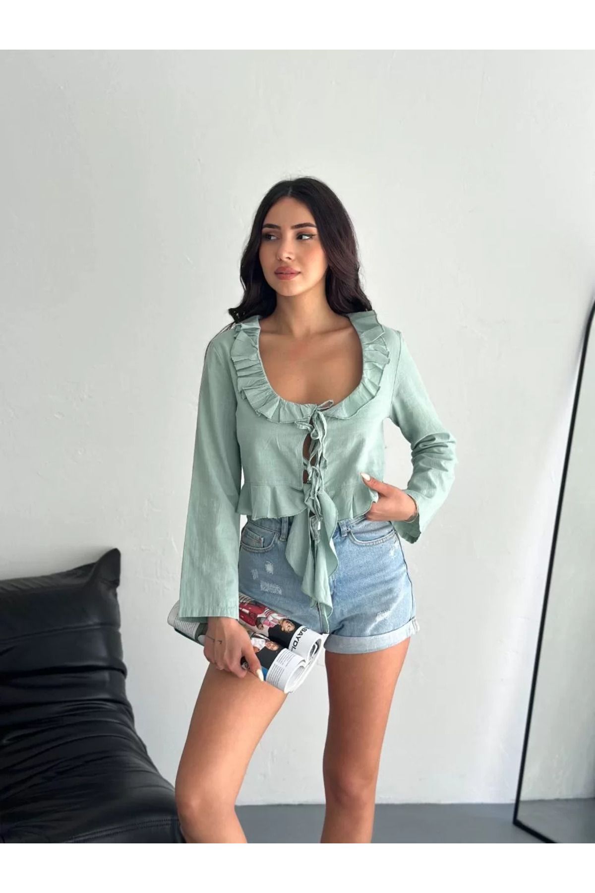 C&Z Collection Keten Uzun Kol Bağacık Detaylı Bluz - Yeşil