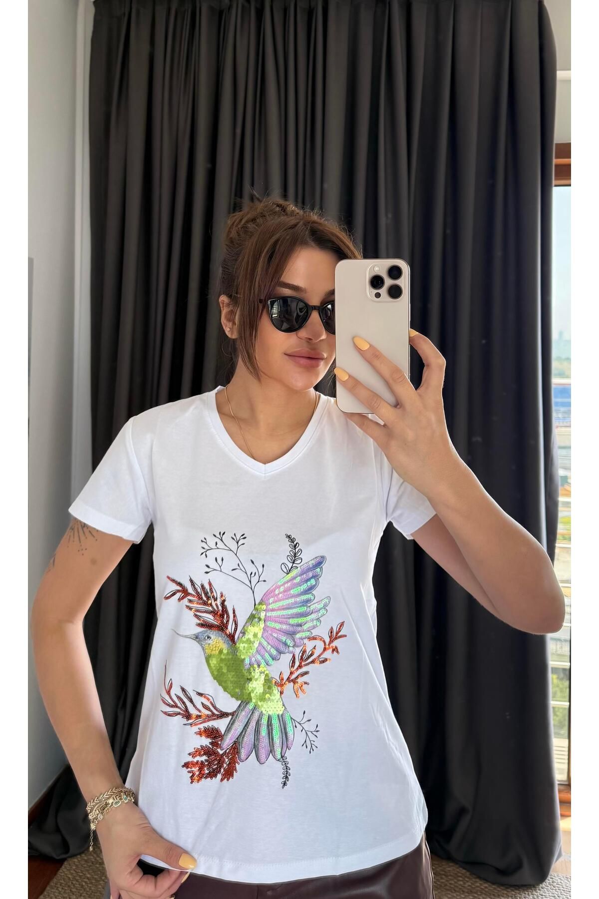 Daves Beyaz Yeni Sezon %100 Pamuk T-shirt-Kuş Işlemeli