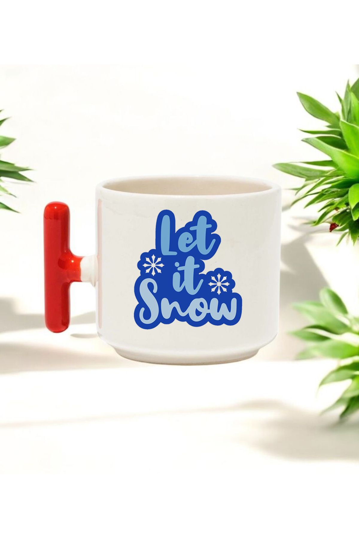 BB TRADE Let İt Snow Tasarımlı Kırmızı T Kulplu Seramik Baskılı Kupa Bardak 250 ML