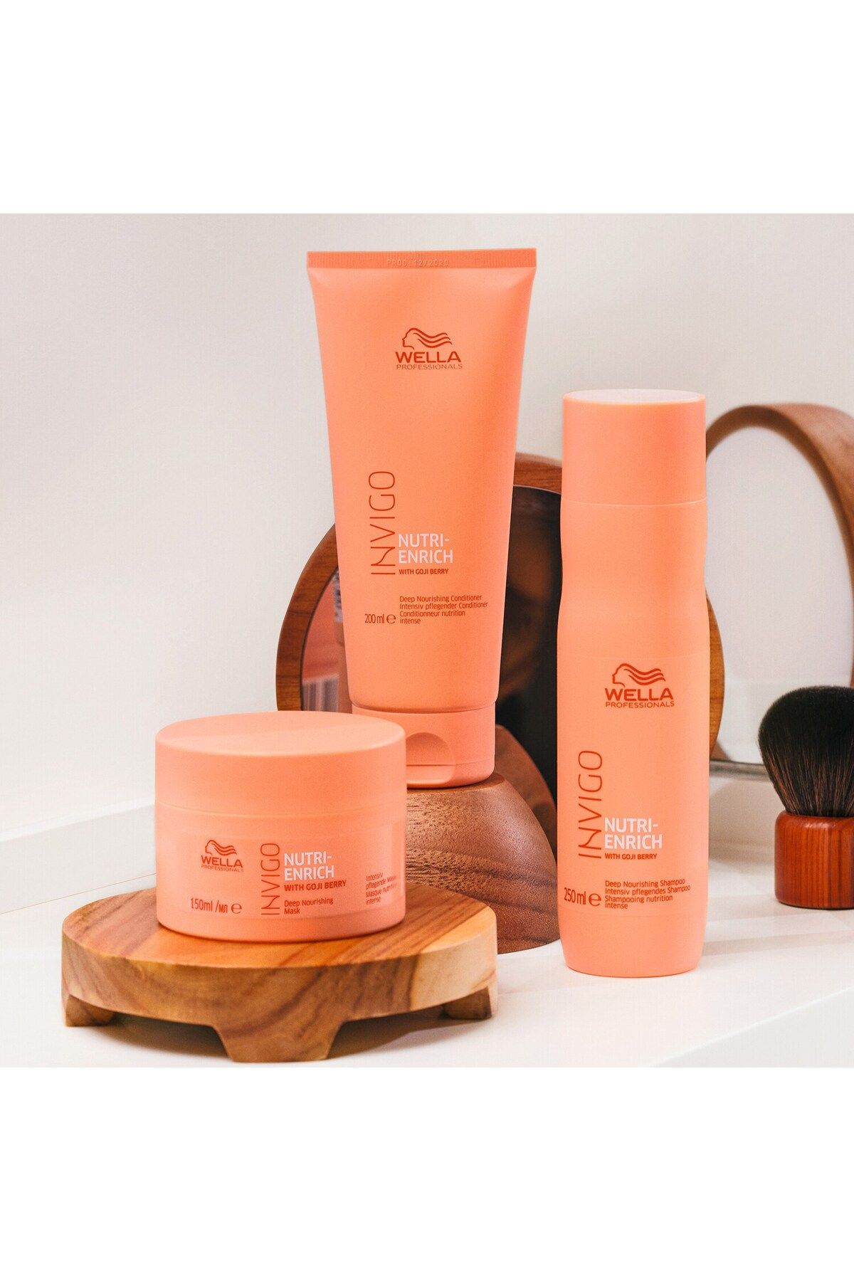Wella-Invigo Nutri-Enric Dryness, Matting and Breakage-Specific Conditioner 200ml 4