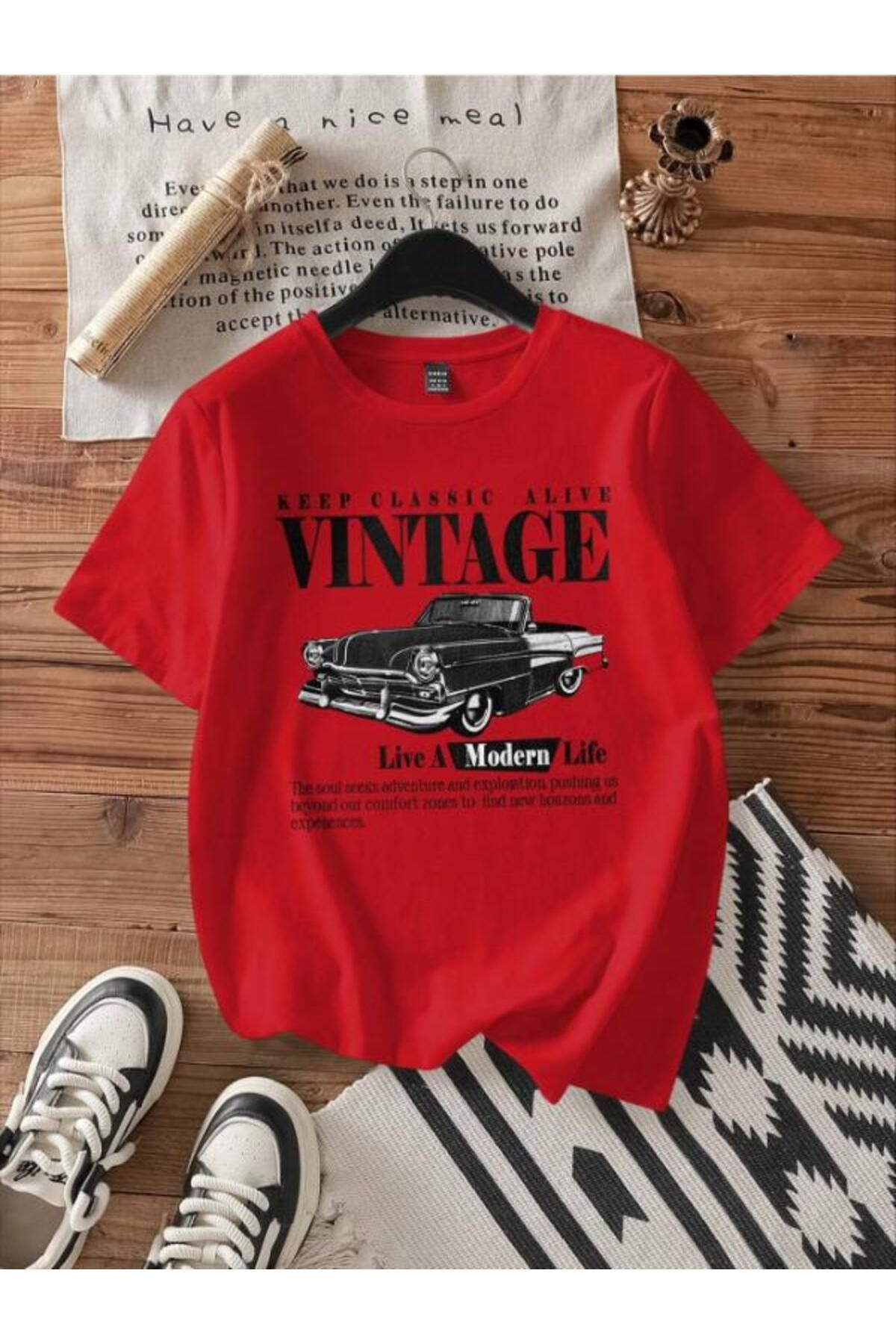 COMANCHERO Attitoon Casual Minimalist Vintage Araba Baskılı Yuvarlak Yaka Kısa Kollu Tişört Kadınlar