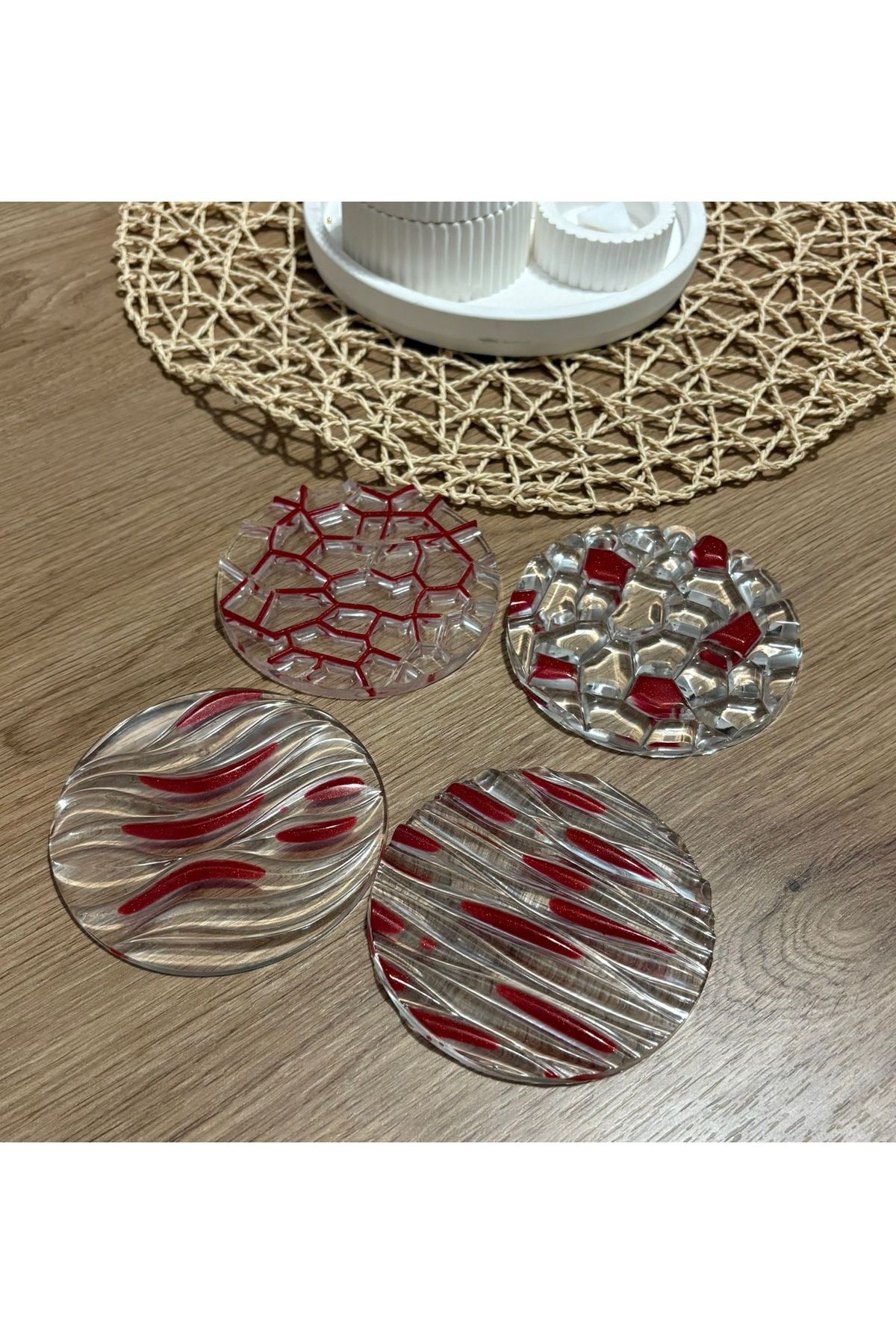 Pelince Epoksi Reçine Bardak Altlığı - 4'lü Takım - Kırmızı ve Şeffaf - Çap: 12 cm