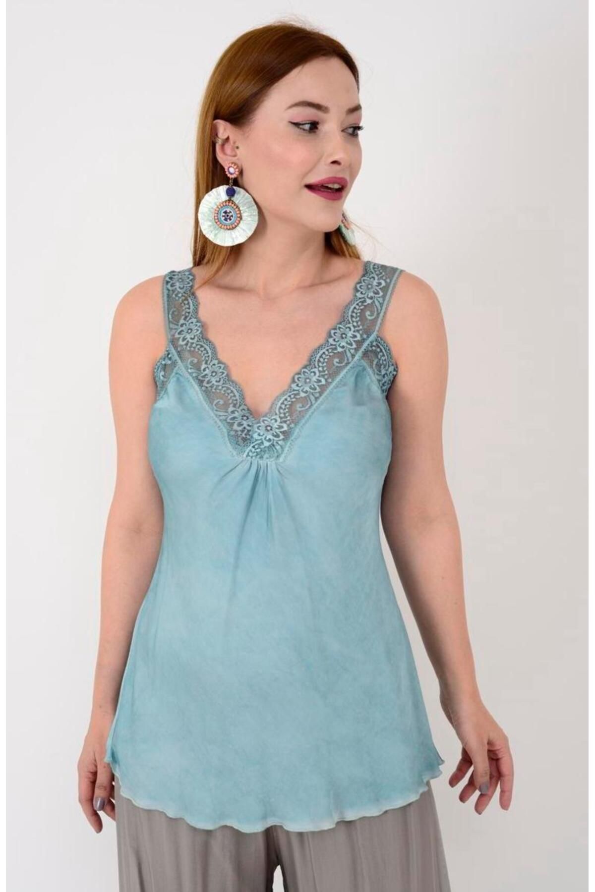 Park Moda MİNT DANTELLİ V YAKA ASKILI ŞIK BLUZ