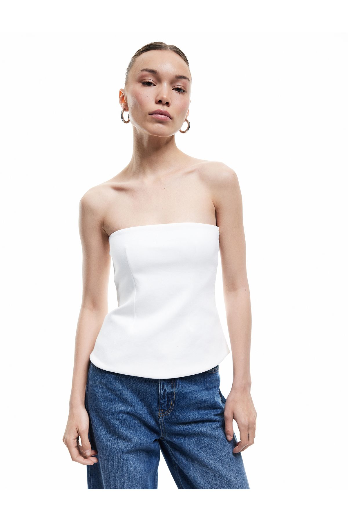 Koton Pamuklu Kolsuz Slim Fit Peplum Straplez Bluz
