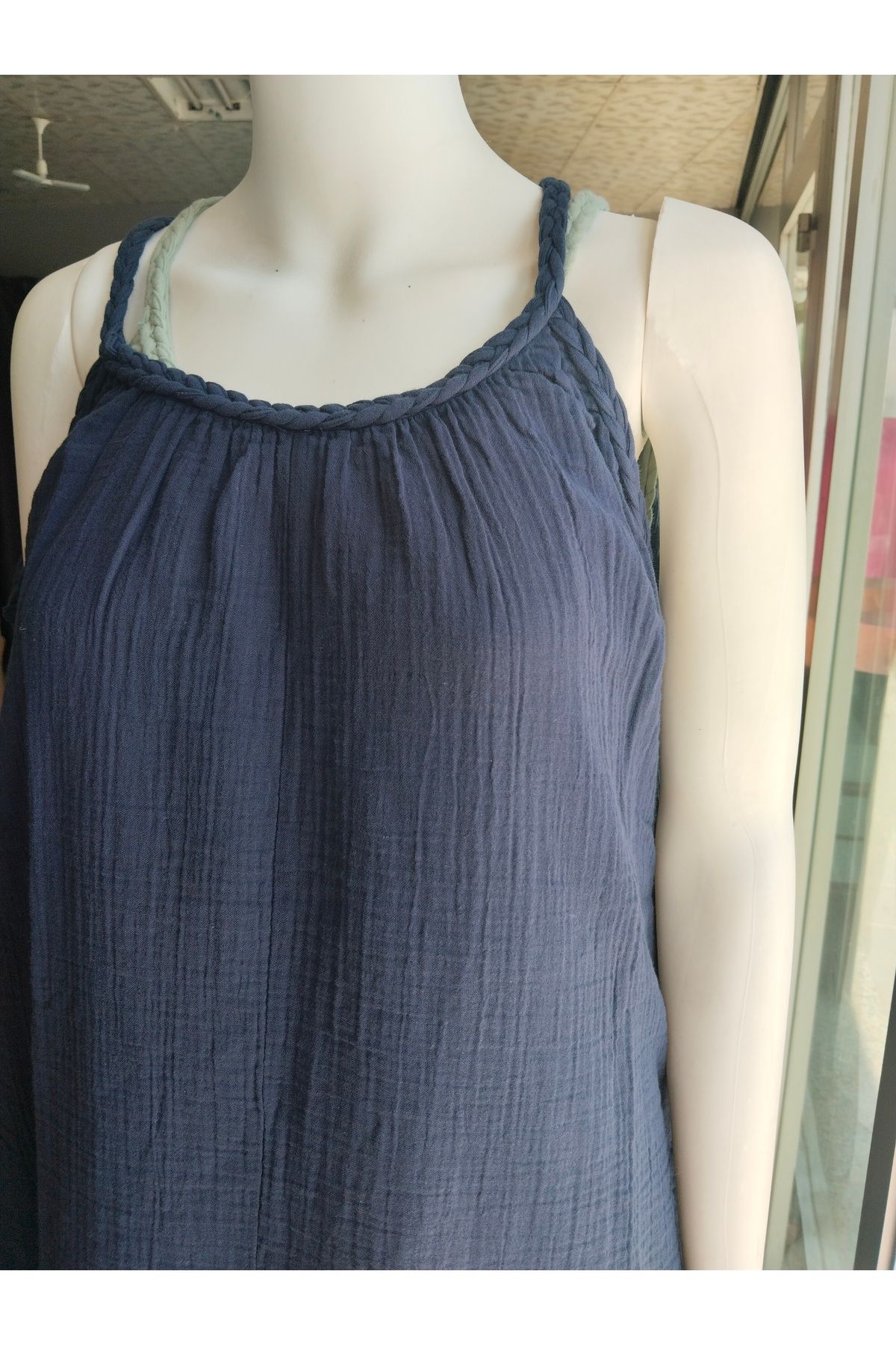 Butik elbise