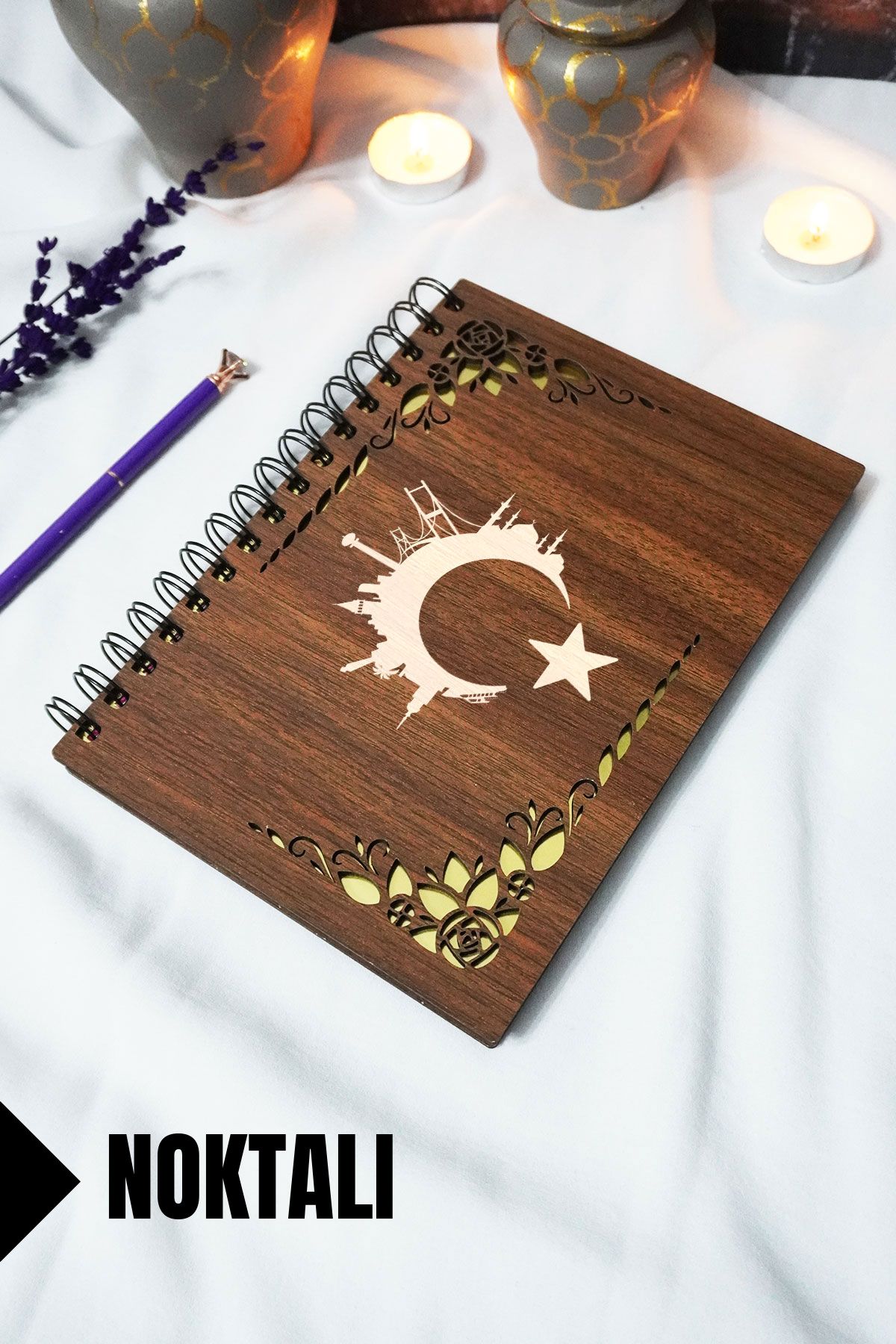 markcat Türk Bayrağı Ahşap Kapaklı Spiralli Defter - Noktalı Defter - 60 Yaprak (120 SAYFA) - A5 15x21 Cm