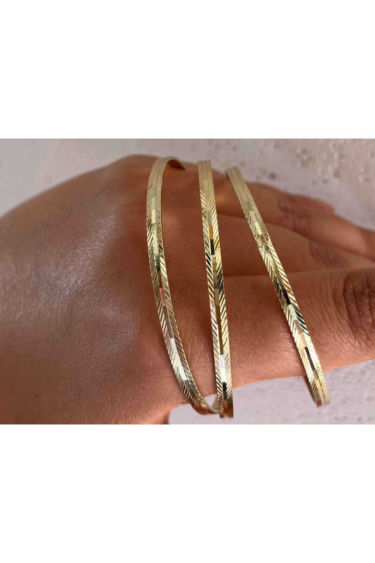 XUPING JEWELRY Xuping Marka 5.8 Ölçü 14 K Renk Ajda Bilezik Modeli