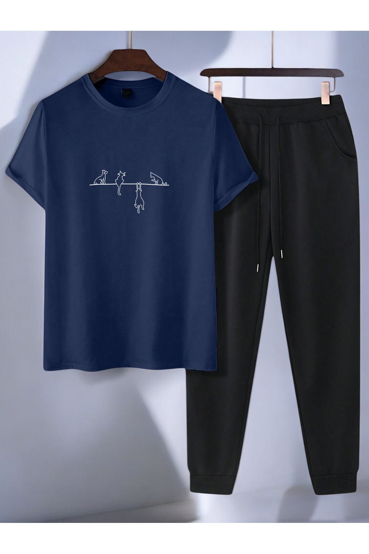 uyguntarz Unisex Yaramazlık Yapan Kediler Tasarım Basklı Tshirt Eşofman Takımı