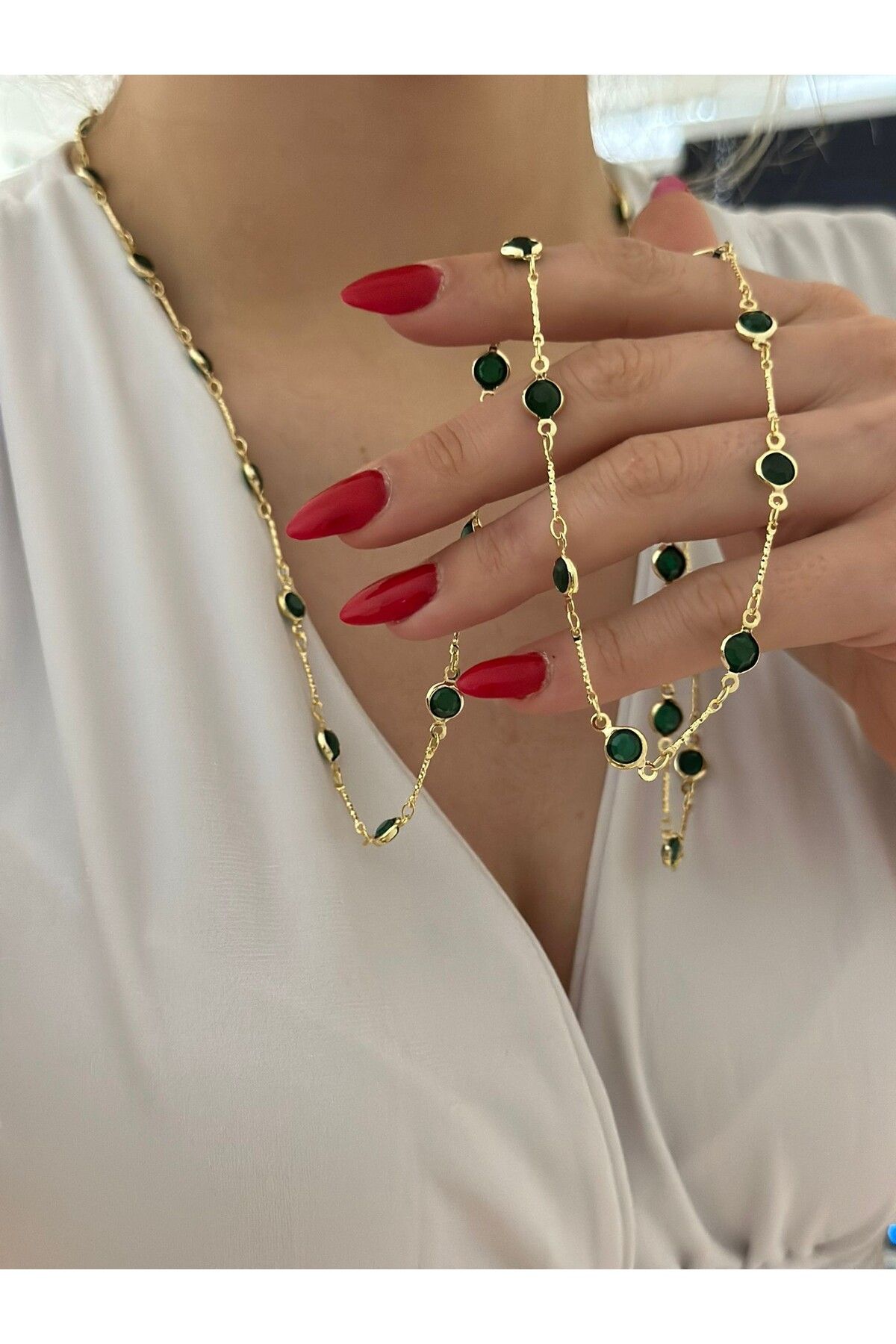MyladyAccessoriess Yeşil Sıralı Tek Taş Detay Dolamalı Çelik Kolye