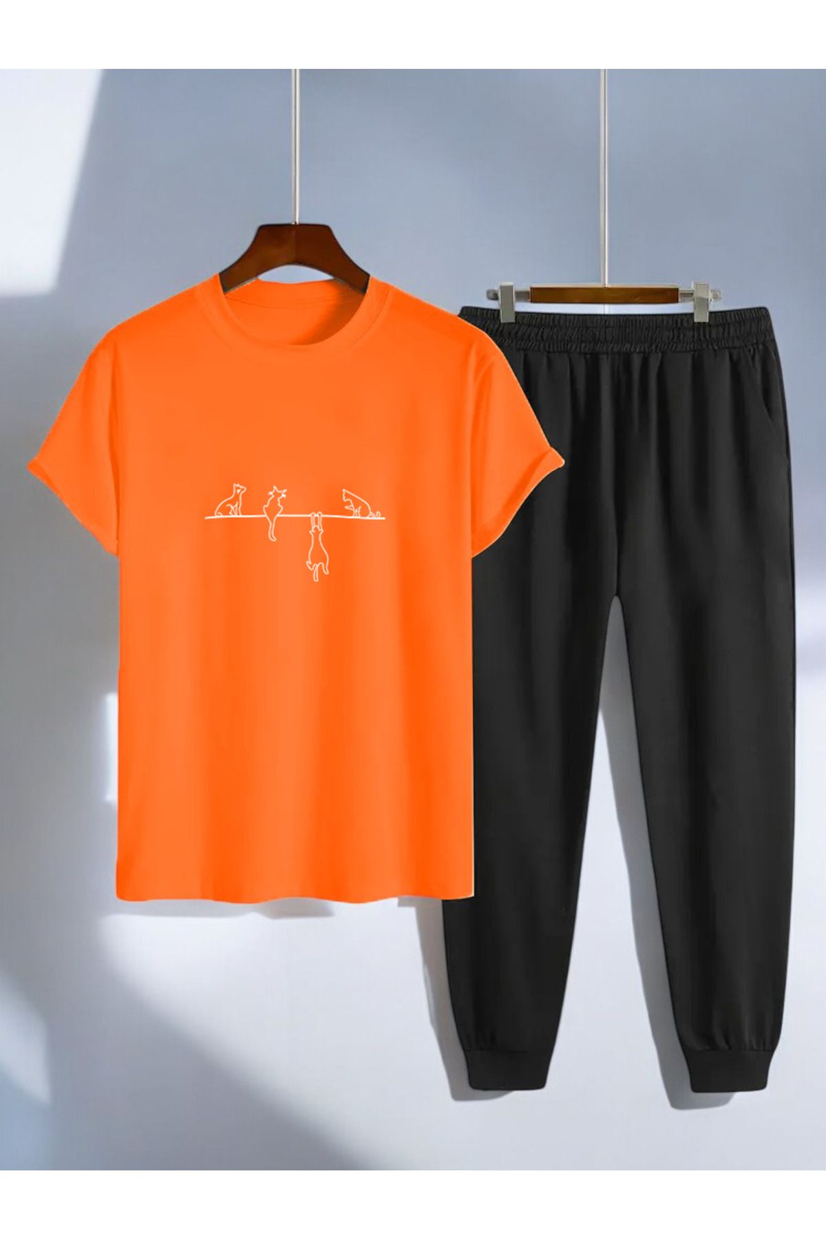 uyguntarz Unisex Yaramazlık Yapan Kediler Tasarım Basklı Tshirt Eşofman Takımı