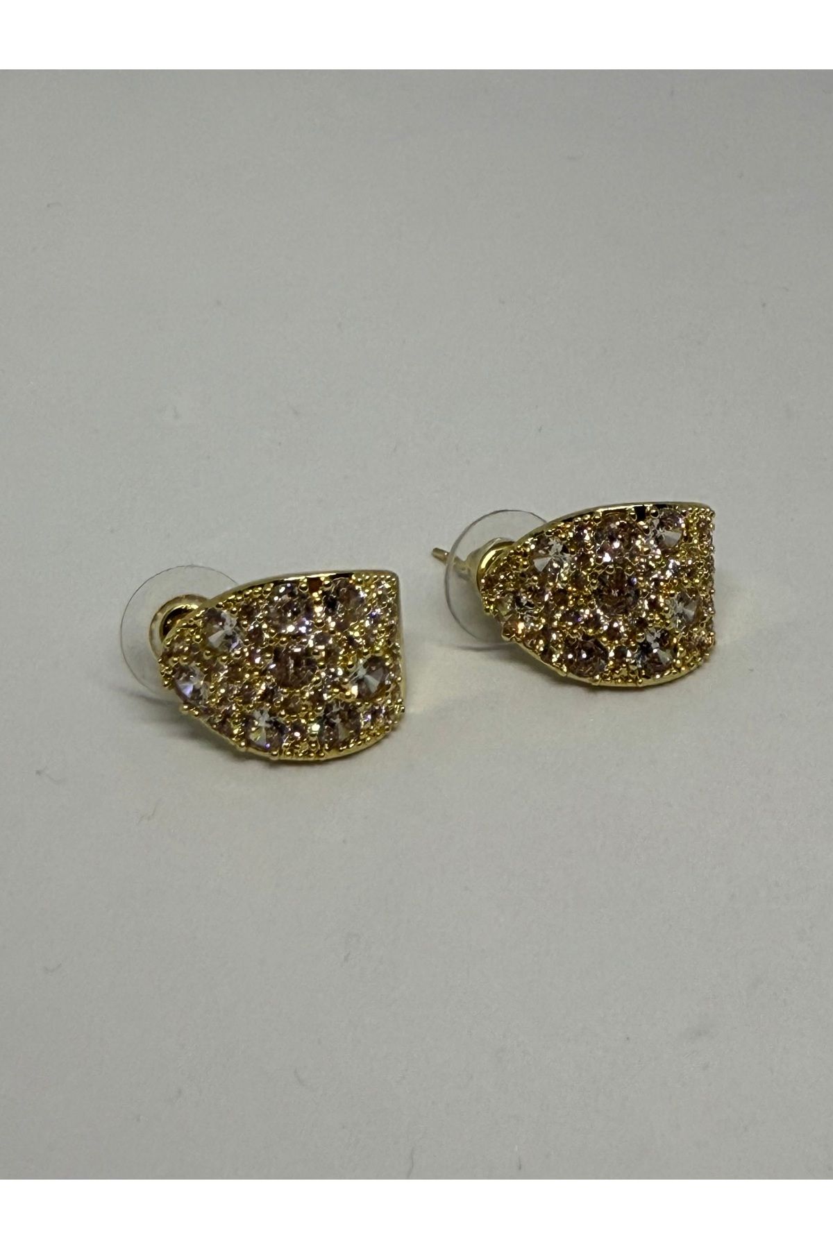 Gulsah's Store Zircon stone 925 gümüş girişli zirkon taşlı gold küpe