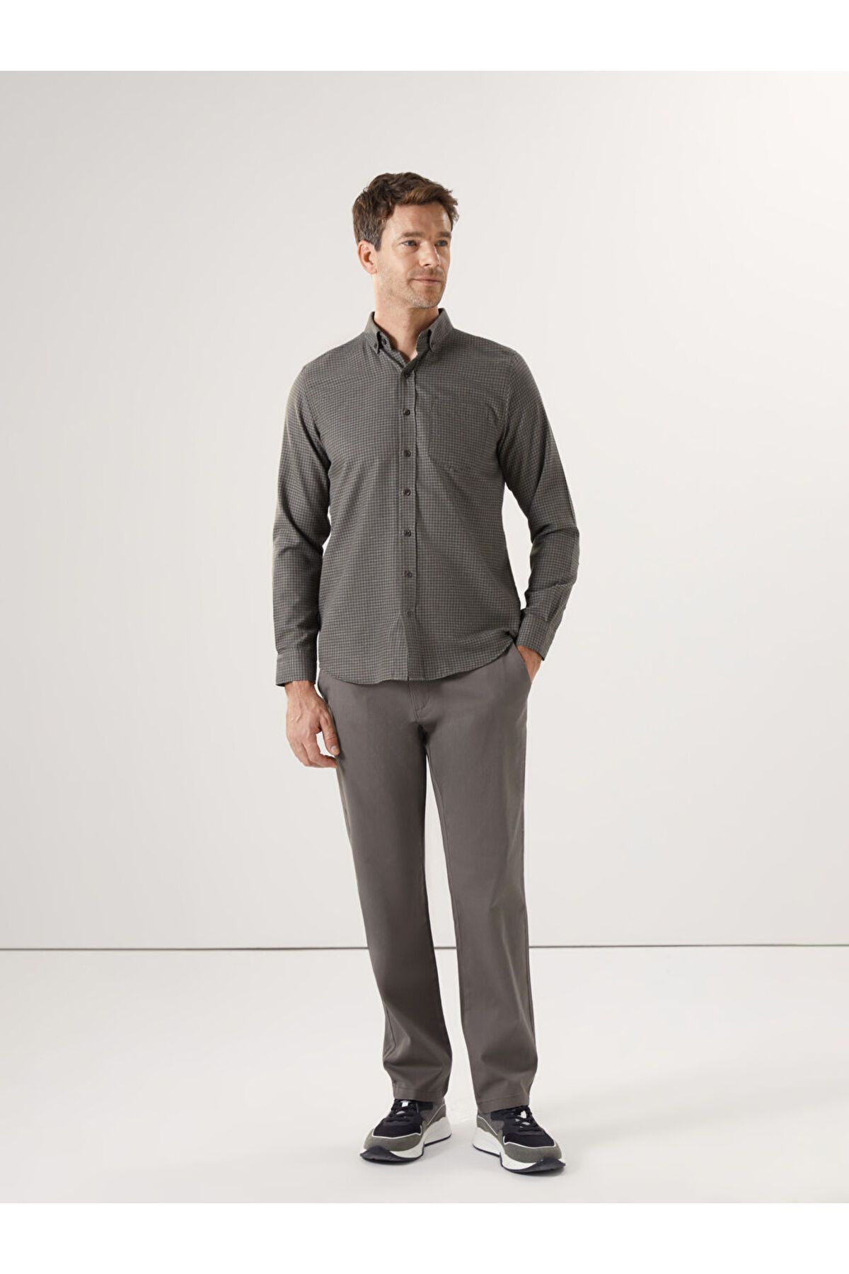 LC Waikiki LCWAIKIKI Classic Kahverengi Standart Kalıp Erkek Chino Pantolon S50564Z8NVY25