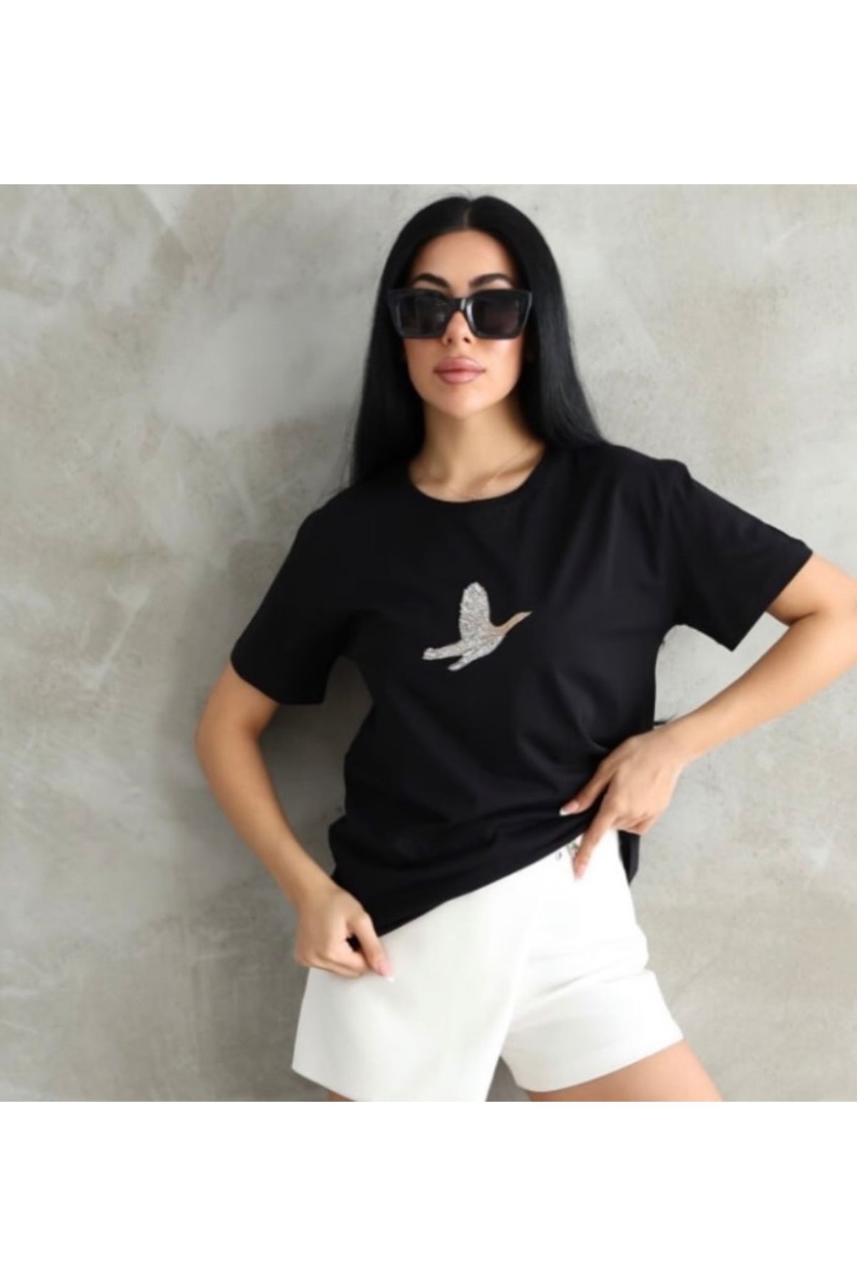 Neba Boutique Taş Baskılı T-Shirt