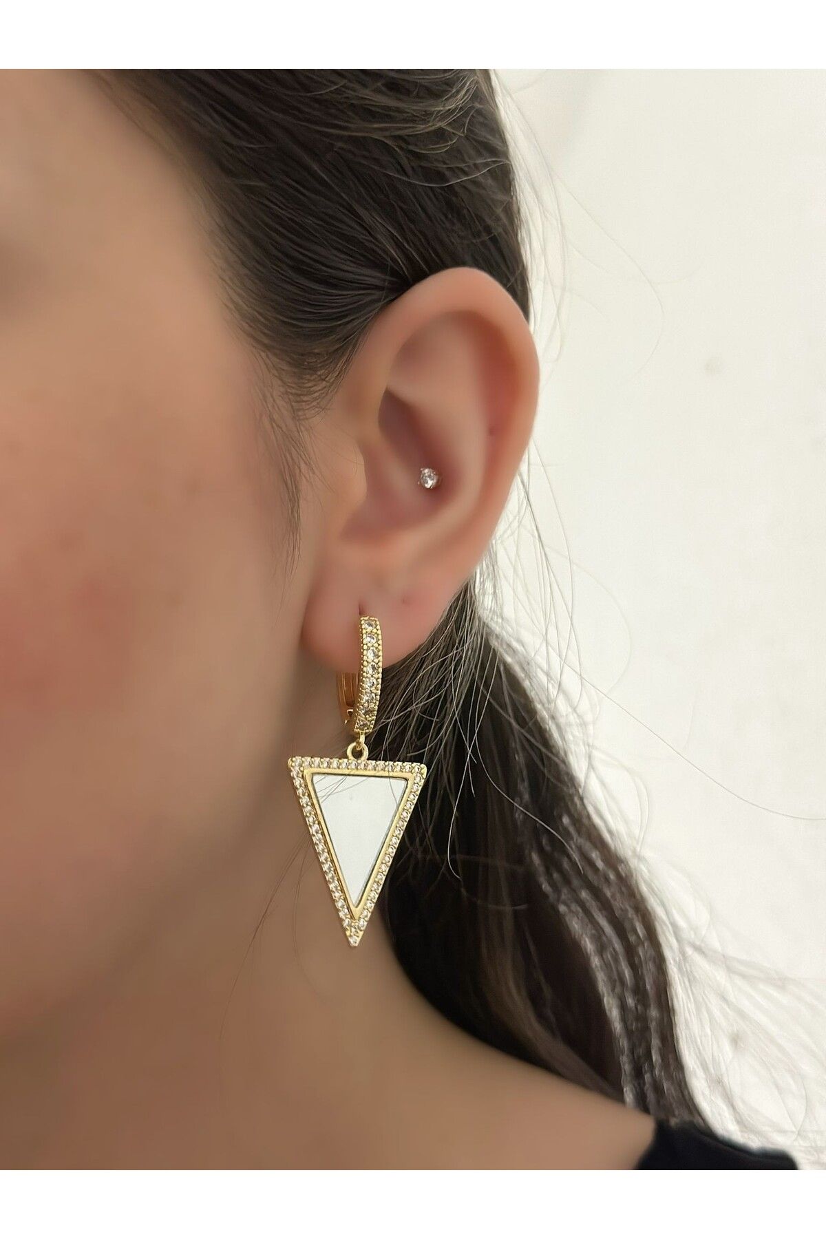 MyladyAccessoriess Zirkon Taş Detay Sallantılı Üçgen Küpe (Çelik)
