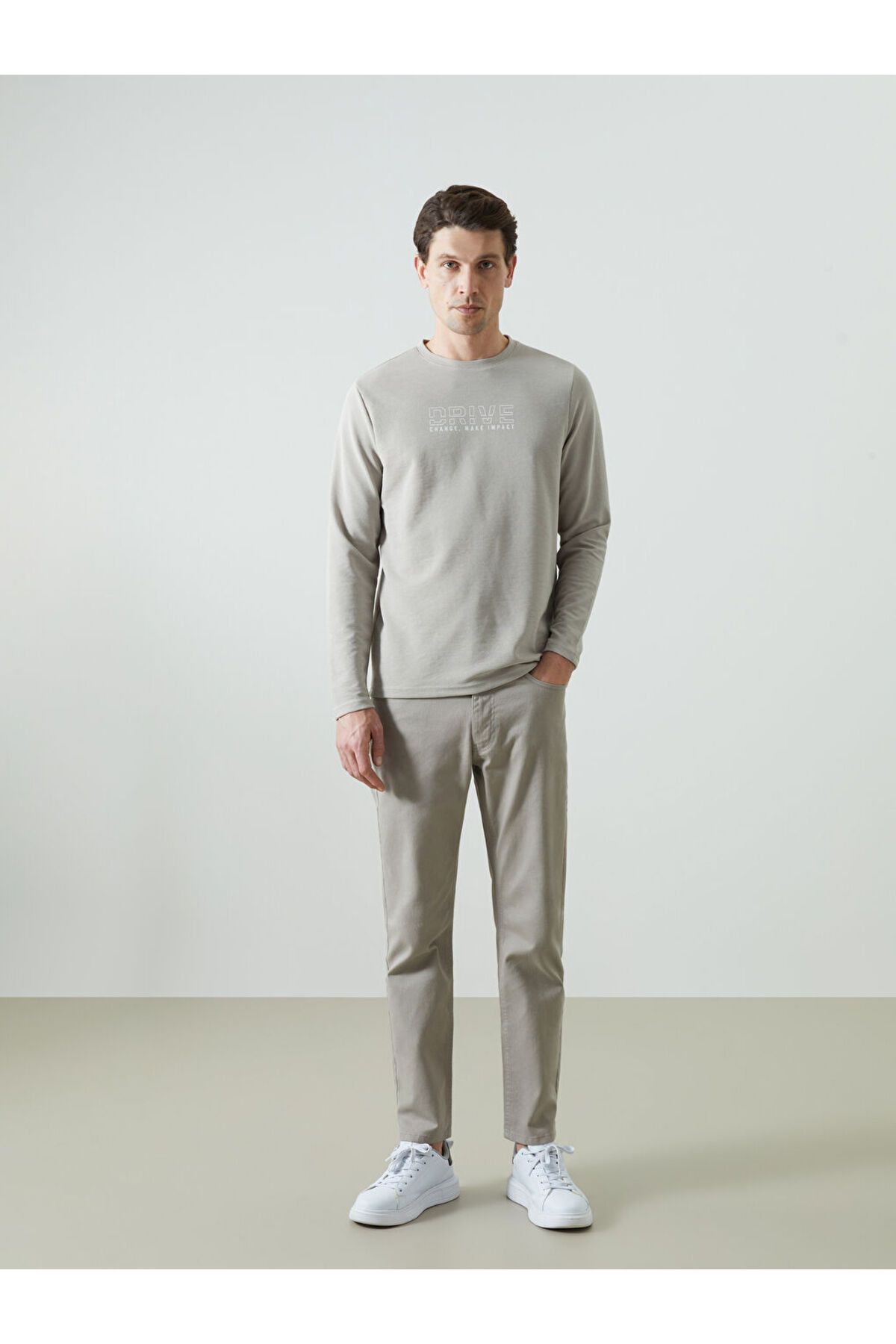 LC Waikiki LCWAIKIKI Classic Bej Standart Kalıp Gabardin Erkek Chino Pantolon S50562Z8NVY25