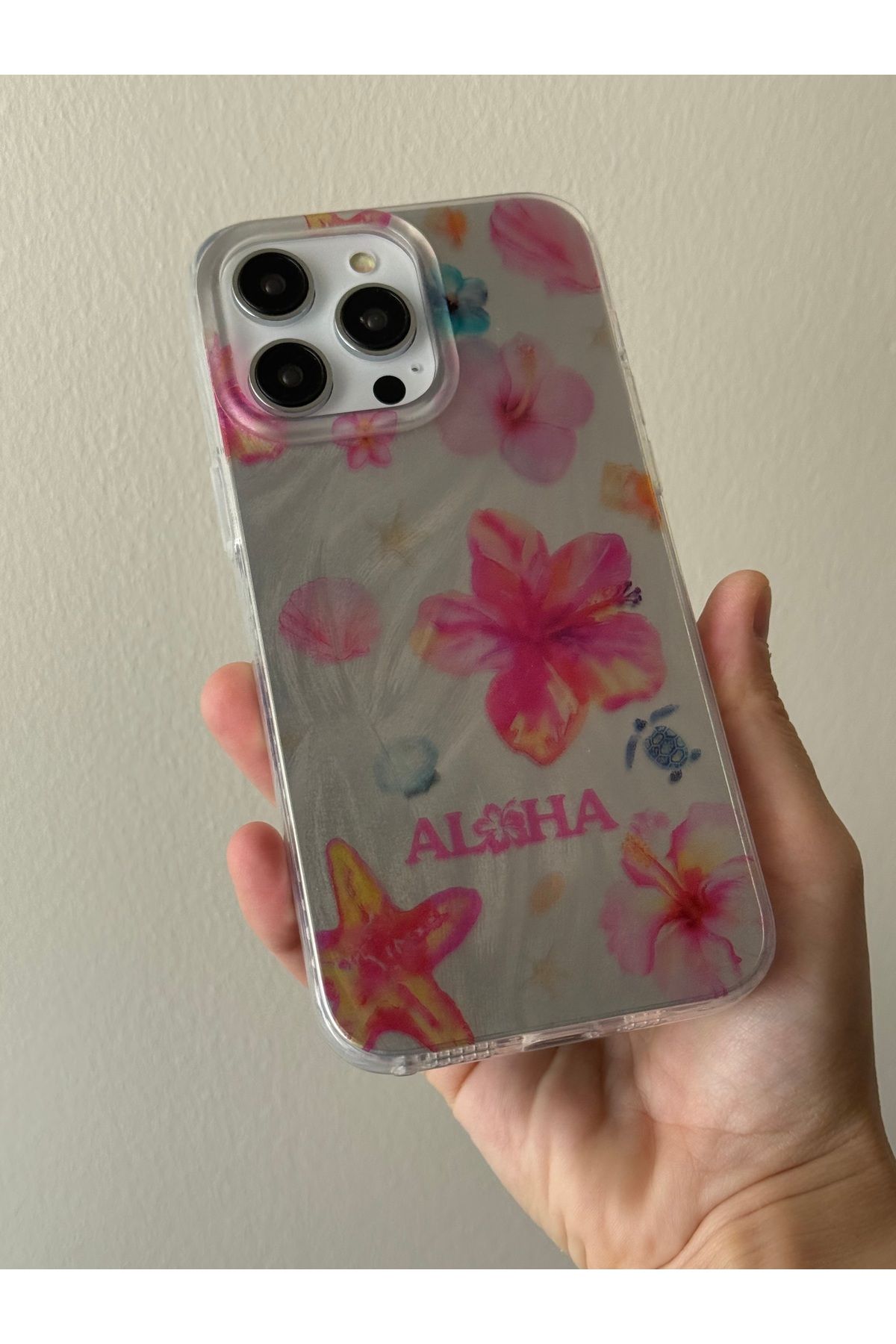 FİŞNEİLETİŞİM İPHONE 14 PRO UYUMLU YAZILI ÇİÇEK DESENLİ HOLOGRAMLI KILIF