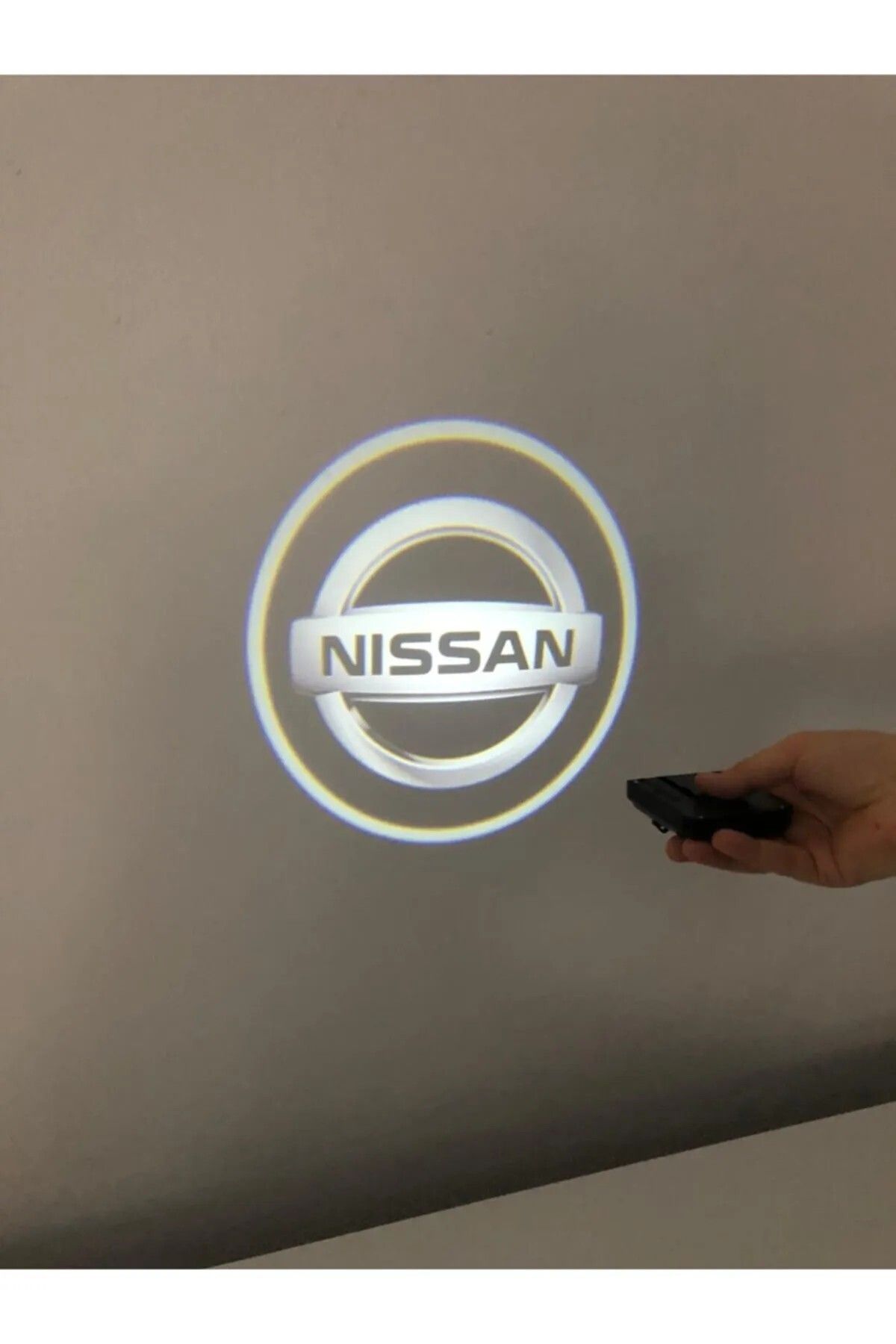 Otoaction OTOACTİON Nissan Araçlarına Kapı Altı Led Logo Mesafe Sensörlü Logo