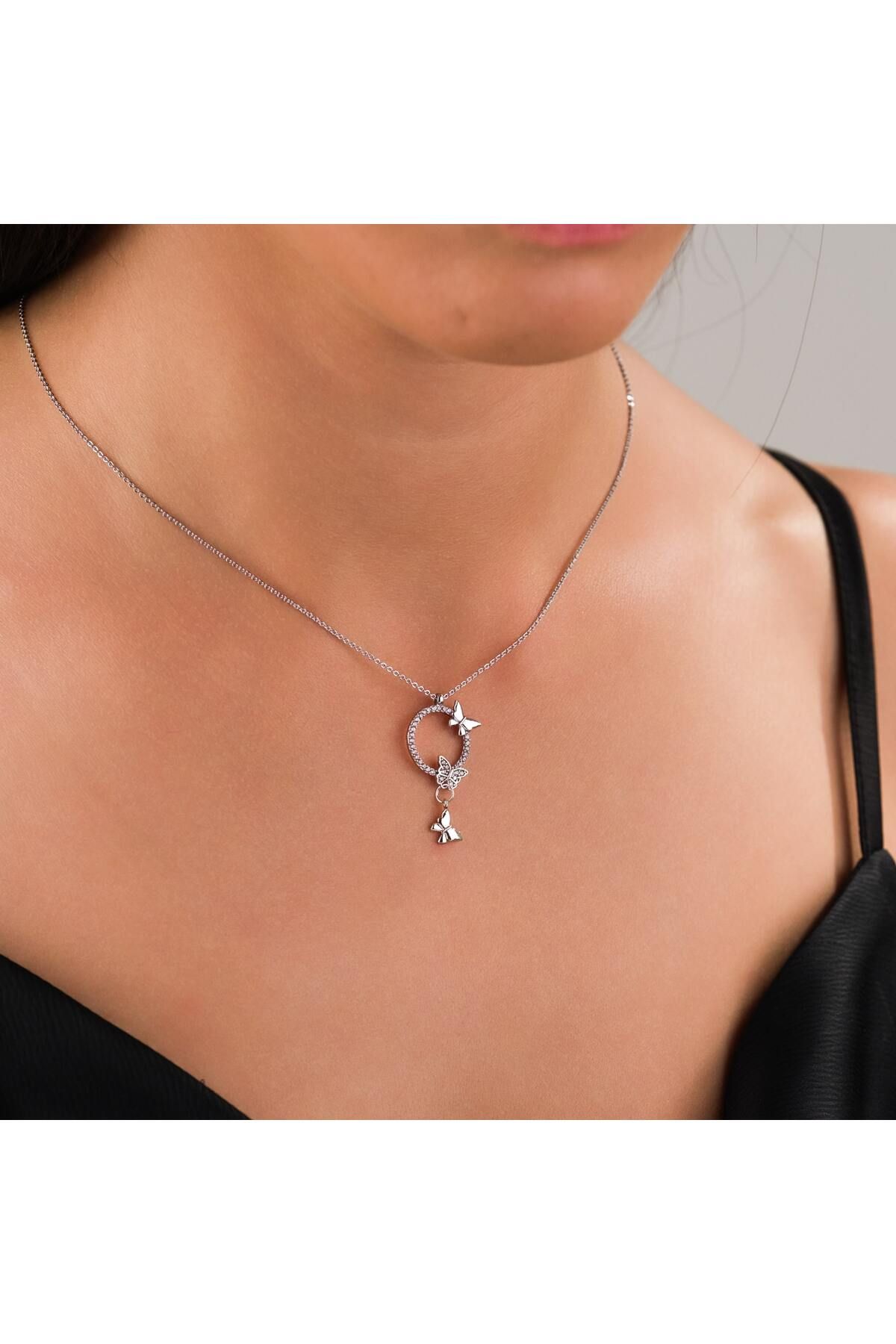 HOBİSY GIFT SHOP Zirkon Taşlı Kelebek Figürlü Gümüş Kaplama Çelik Kolye – Zarif Tasarım