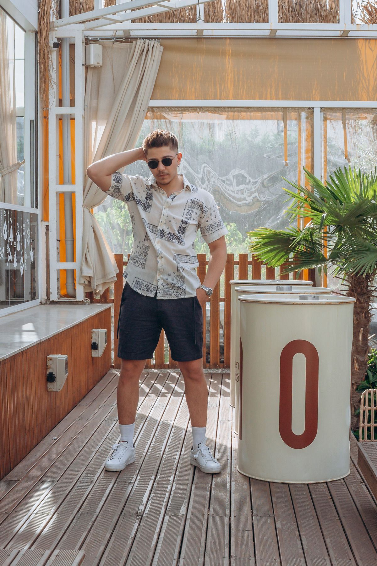 SUVİN “Suvin Erkek Kısa Kollu Oversize Desenli Gömlek - Bej/Bandana Detaylı”