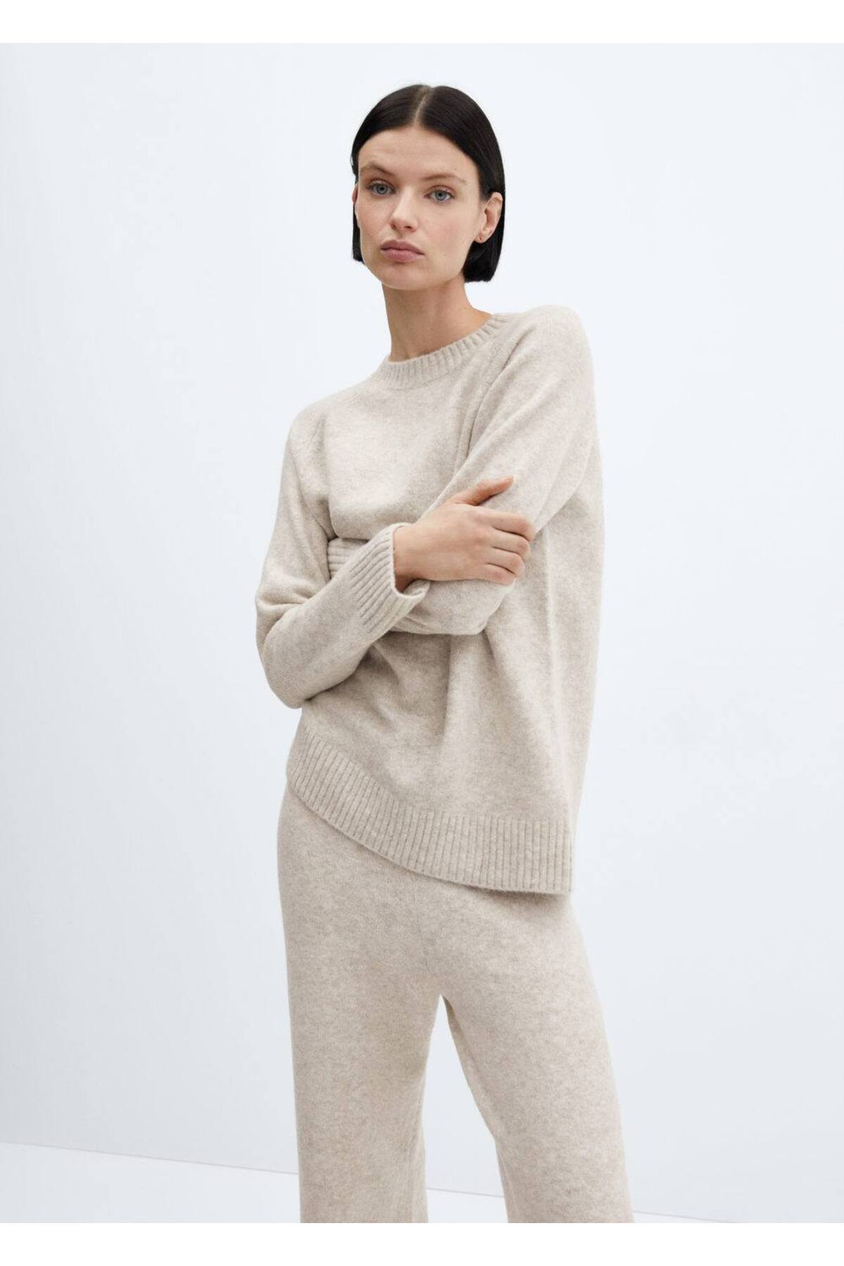 Yuvarlak yaka triko kazak