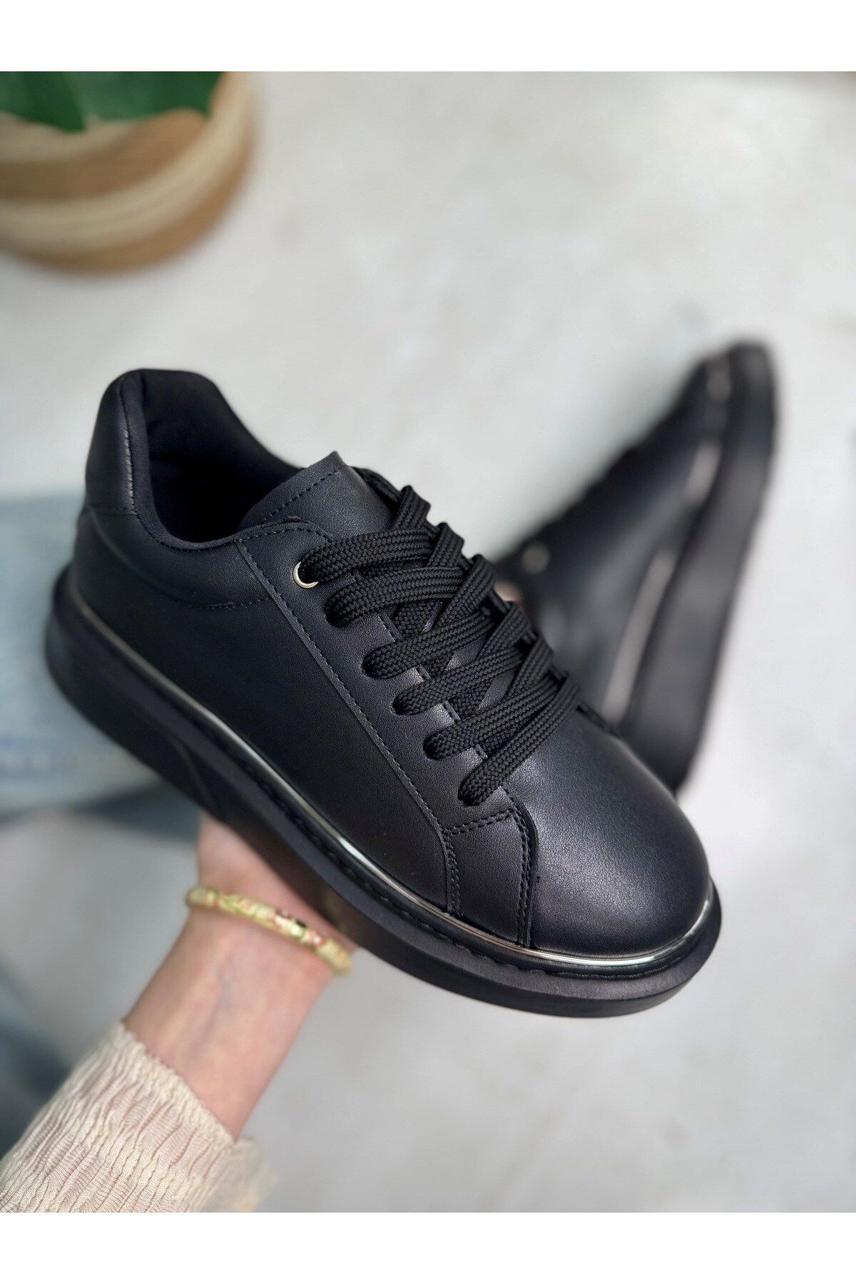 Nstil Günlük Kadın Spor Ayakkabı Bağcıklı Hafif Kalın Yüksek Taban Yürüyüş Sneaker 2135