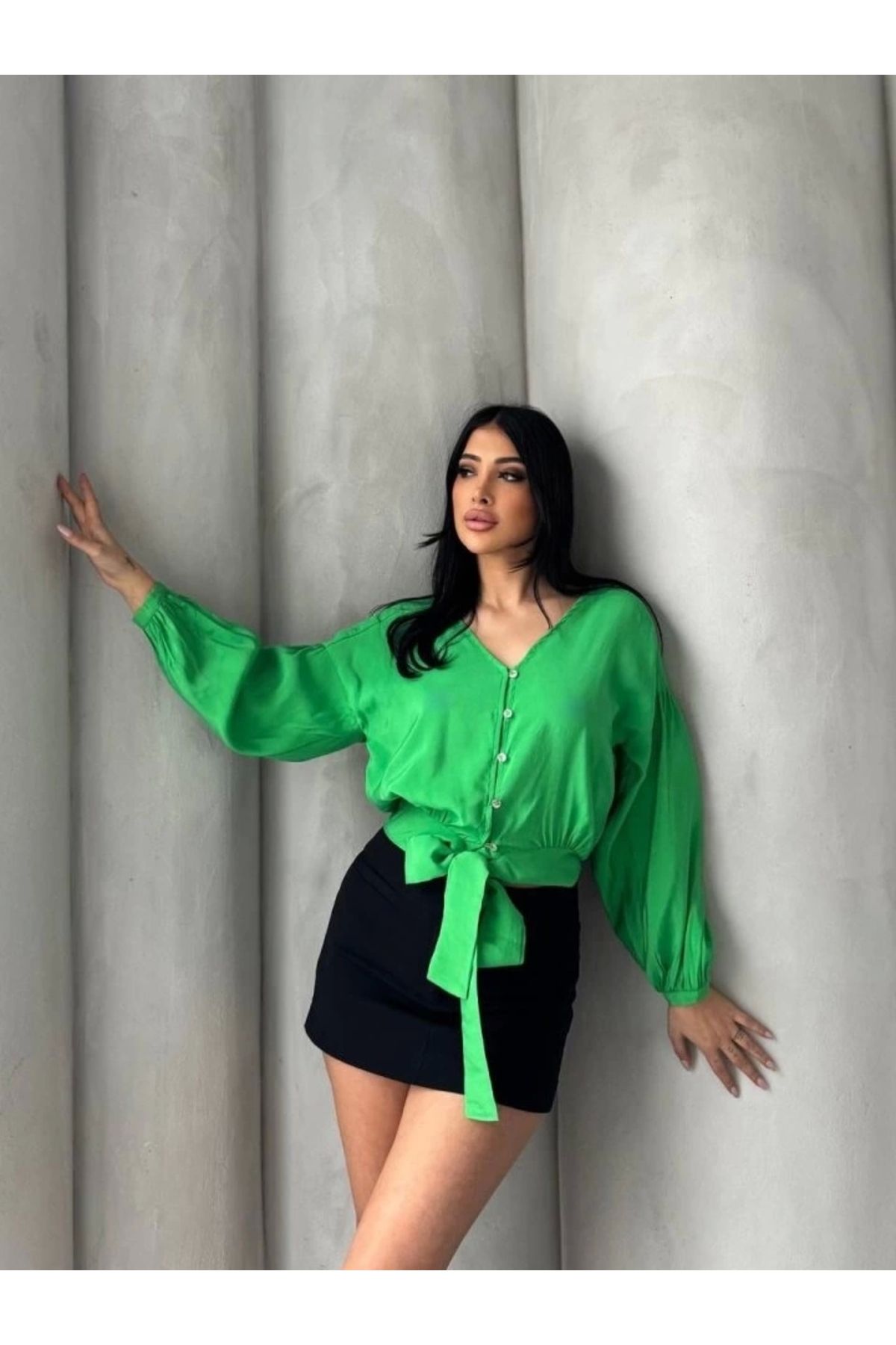 Butik Bağlama Detaylı Gömlek