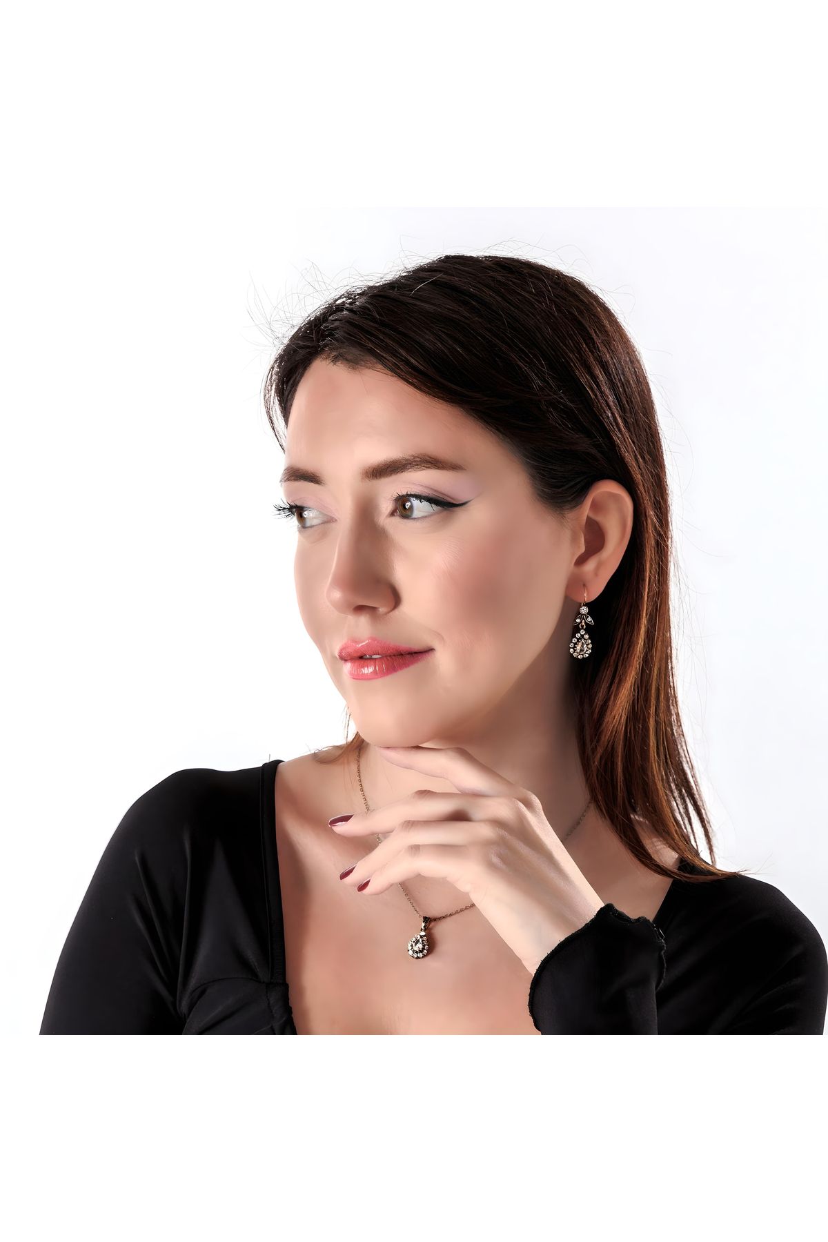 Atelier LEO Handmade Jewellery MİNİ SU DAMLASI KÜPE KOLYE TAKIM BAKIR EL YAPIMI KRİSTAL TAŞLI KARARMA YAPMAZ KADIN TAKI SETİ