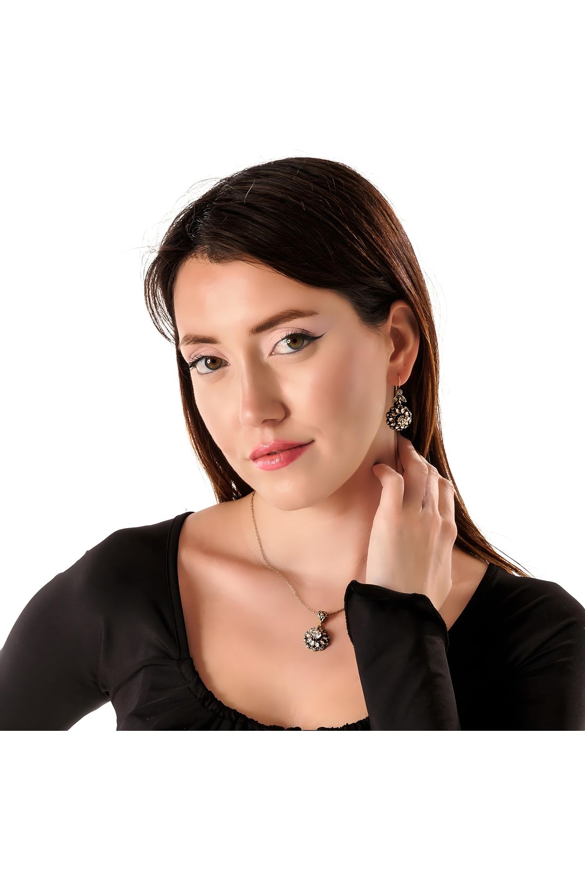 Atelier LEO Handmade Jewellery SULTAN TACI KÜPE KOLYE TAKIM BAKIR EL YAPIMI KRİSTAL TAŞLI KARARMA YAPMAZ KADIN TAKI SETİ