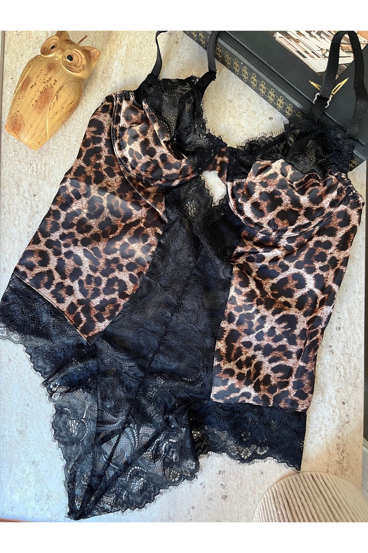 Sentientiss Catchy - Leopar Desenli Tül Dantel Detaylı Balenli B Cup Bodysuit