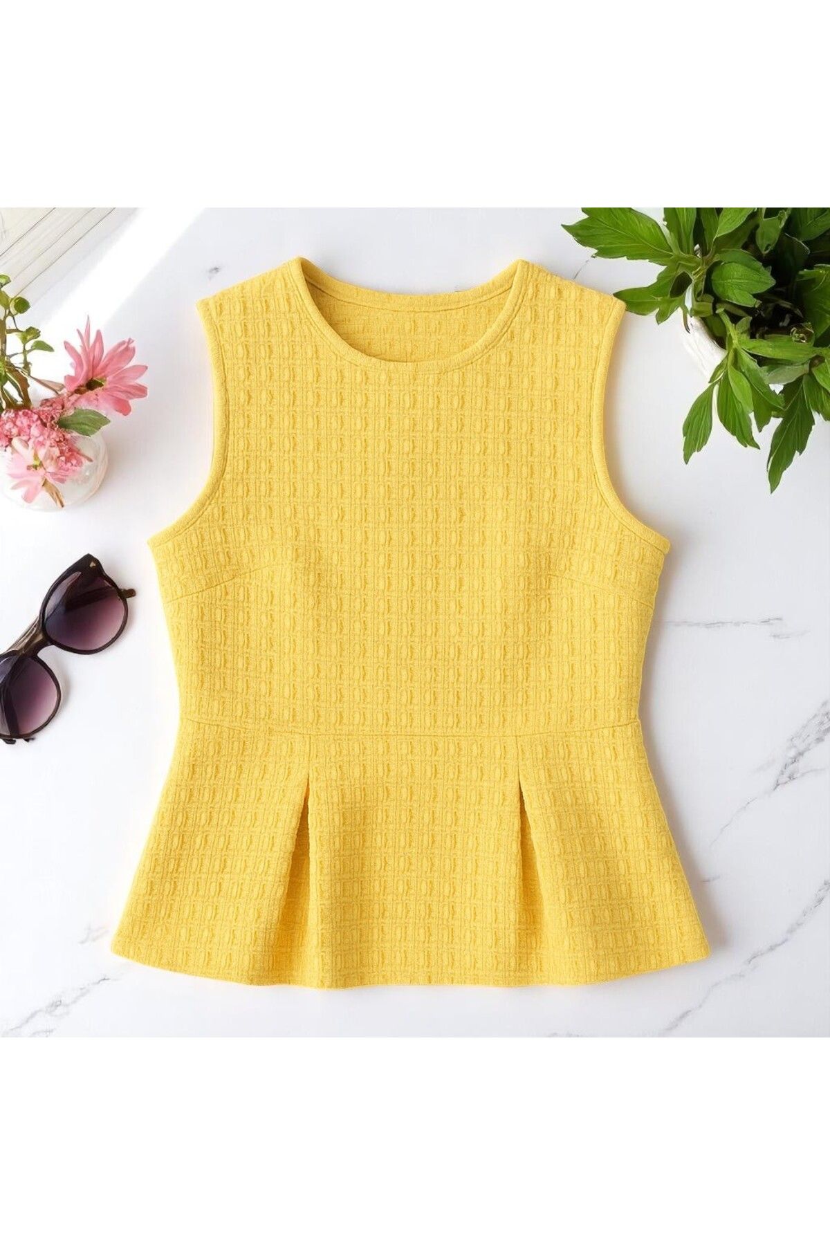 YONEZ MODA Kadın Rahat Kalıp Gofre Kumaş Çıma Detaylı Bisiklet Yaka Bluz Crop
