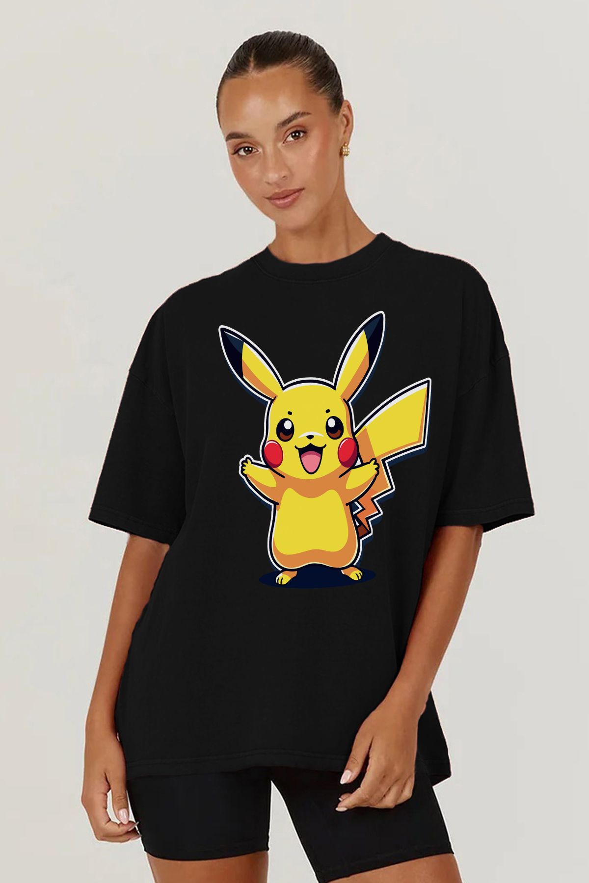MODA Pikachu Pokemon Baskılı Oversize Kalıp Siyah Geniş Bol Kesim Kadın Tişört