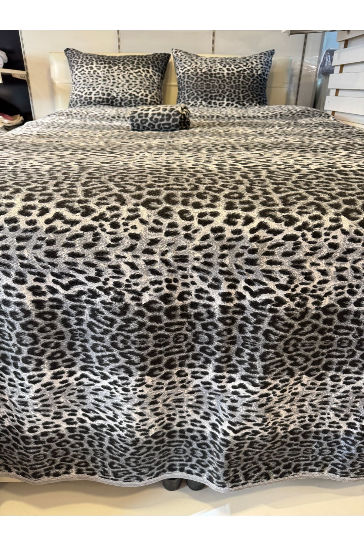 ŞENER HOME-Leopard Patterned Sheet Elastic Double Pique Set 2