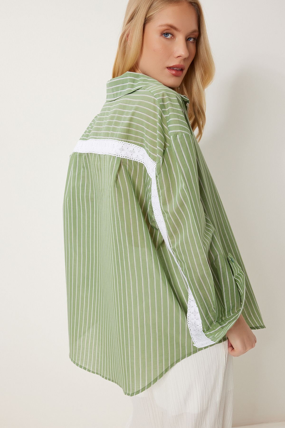 Happiness İstanbul Women's Light Green Lace Detailed Striped Oversize Shirt Rv00210