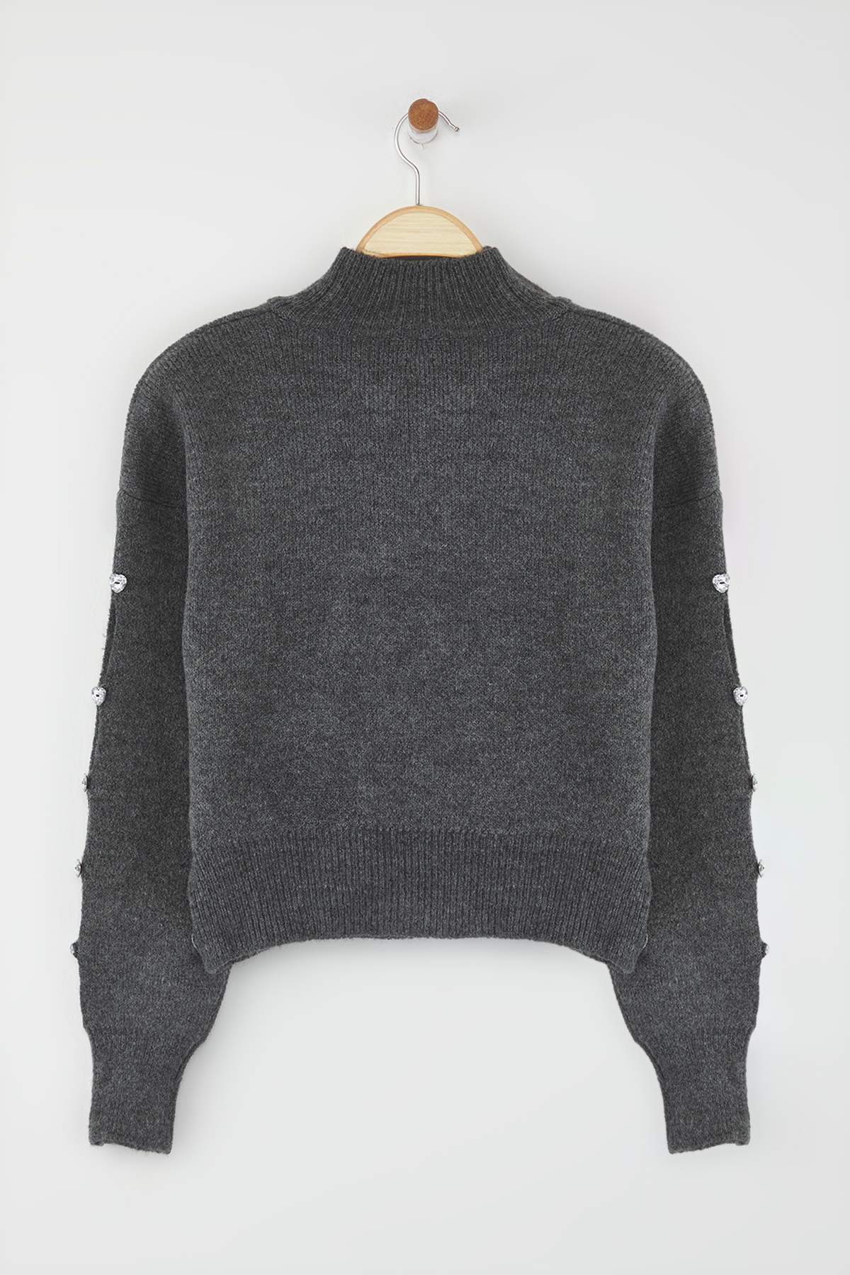 Trendyolmilla  Antrasit Yumuşak Dokulu Düğme Detaylı Triko Kazak TWOAW24KZ00384 - Görsel 8