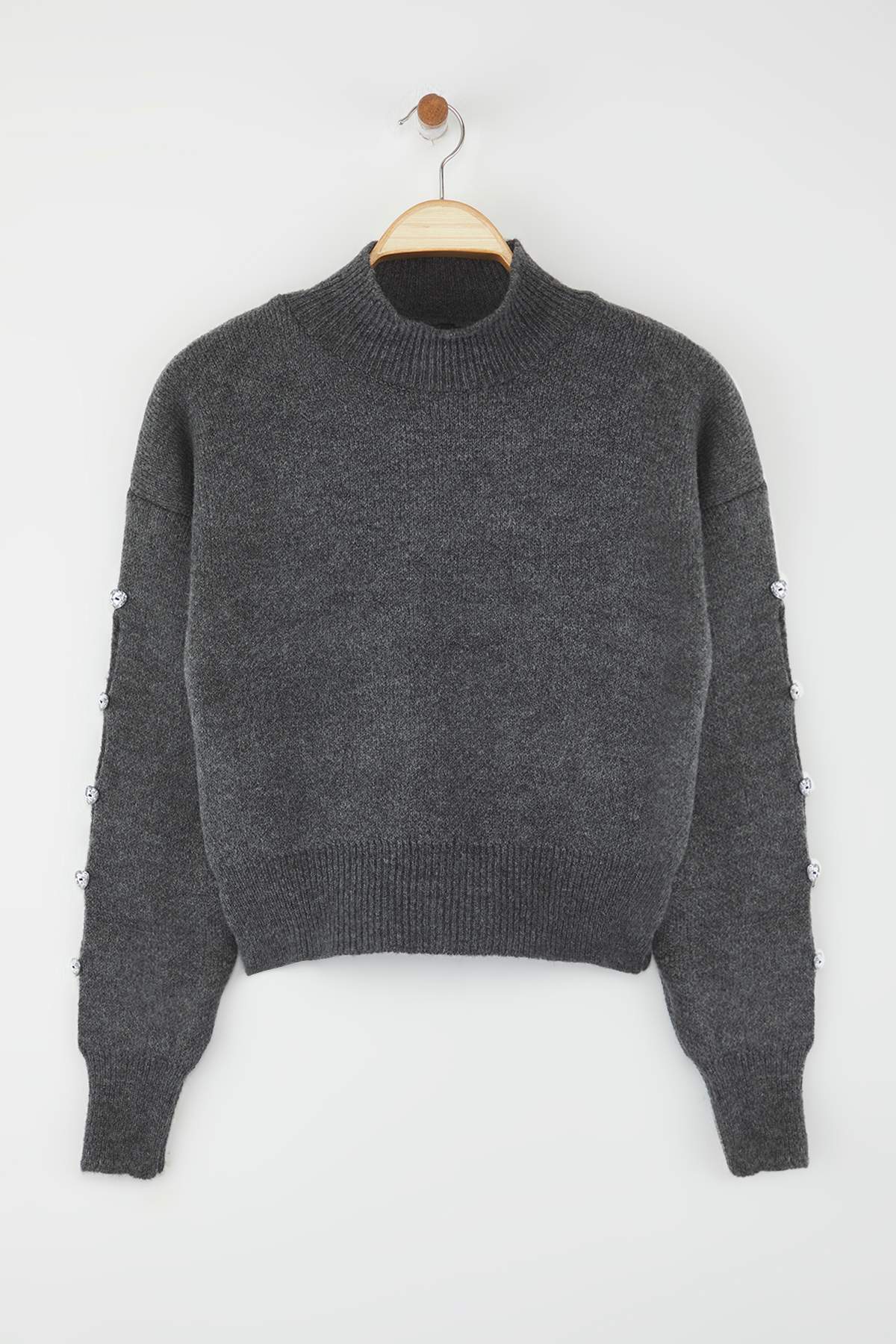 Trendyolmilla  Antrasit Yumuşak Dokulu Düğme Detaylı Triko Kazak TWOAW24KZ00384 - Görsel 5