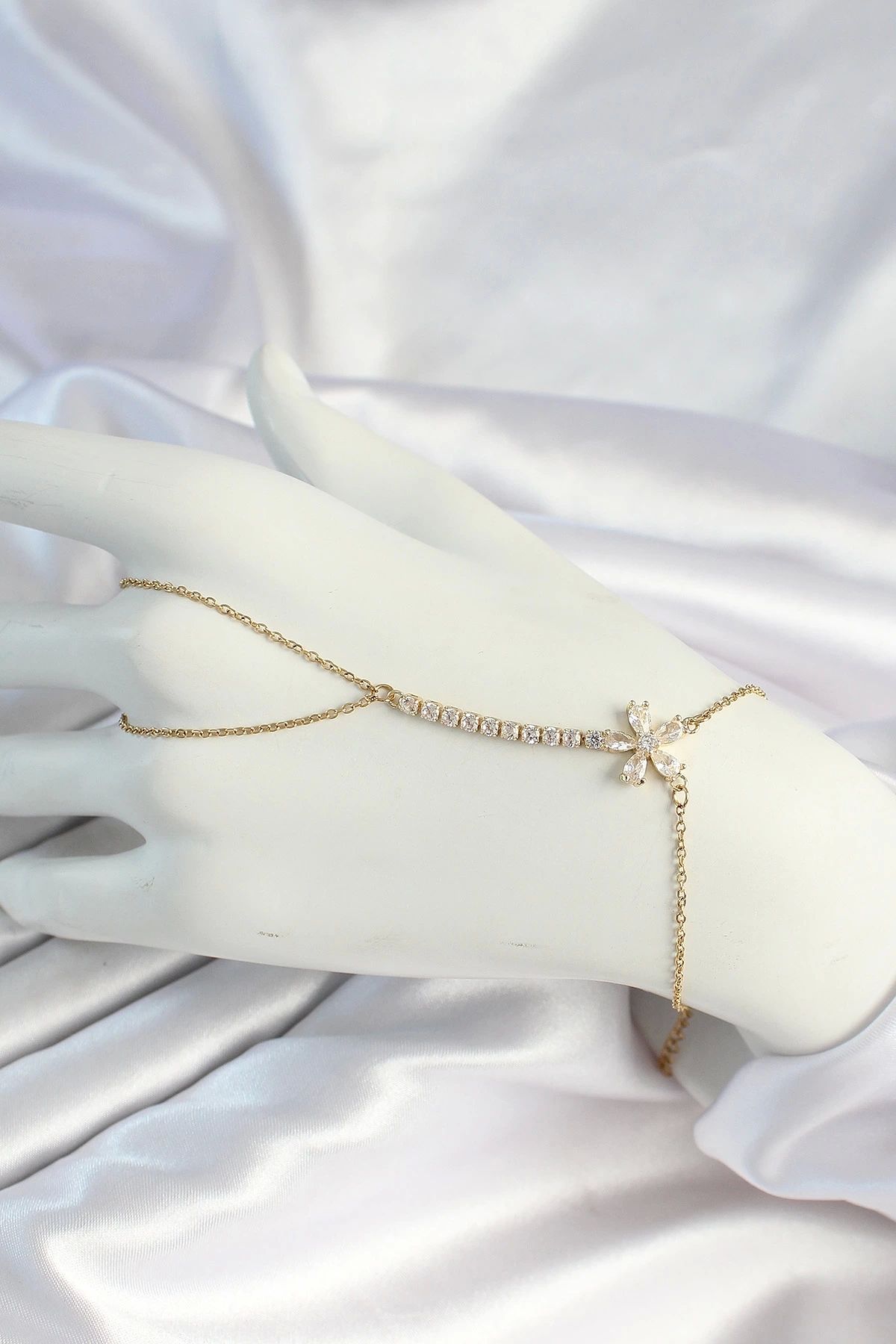 GLIMMERY 316L Çelik Gold Renk Zincirli Zirkon Taşlı Çiçek Figürlü Şahmeran