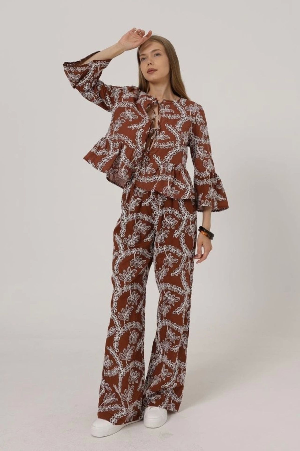 Silerra İşlemeli Oversize Pantolon - Kahve
