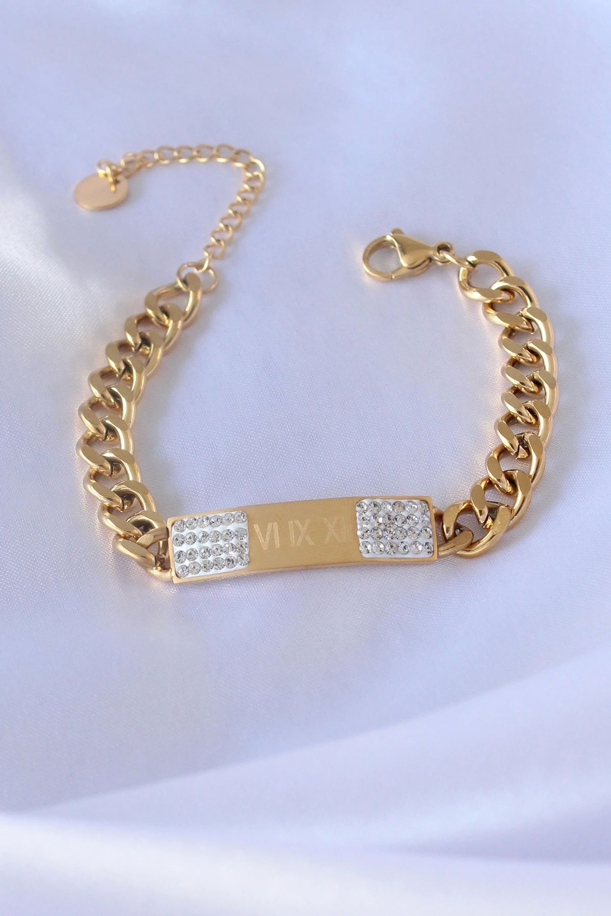 OurStyles 316L Çelik Gold Renk Zincir Model İşleme Detay Zirkon Taşlı Kadın Bileklik - TJ-BB5083